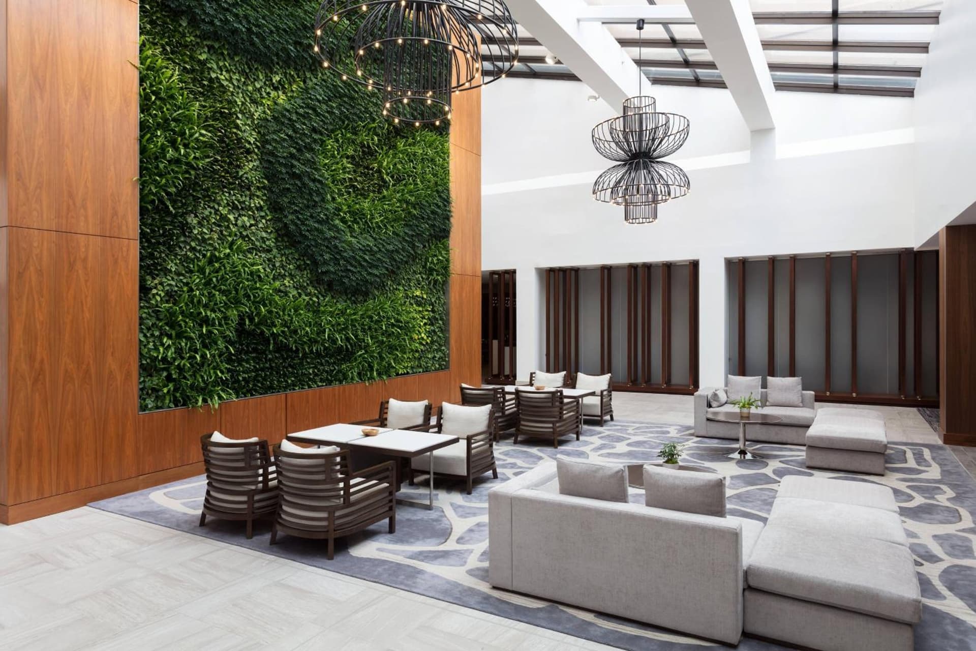Long Island Marriott Hotel property views in Uniondale, NY — gallery photo 3