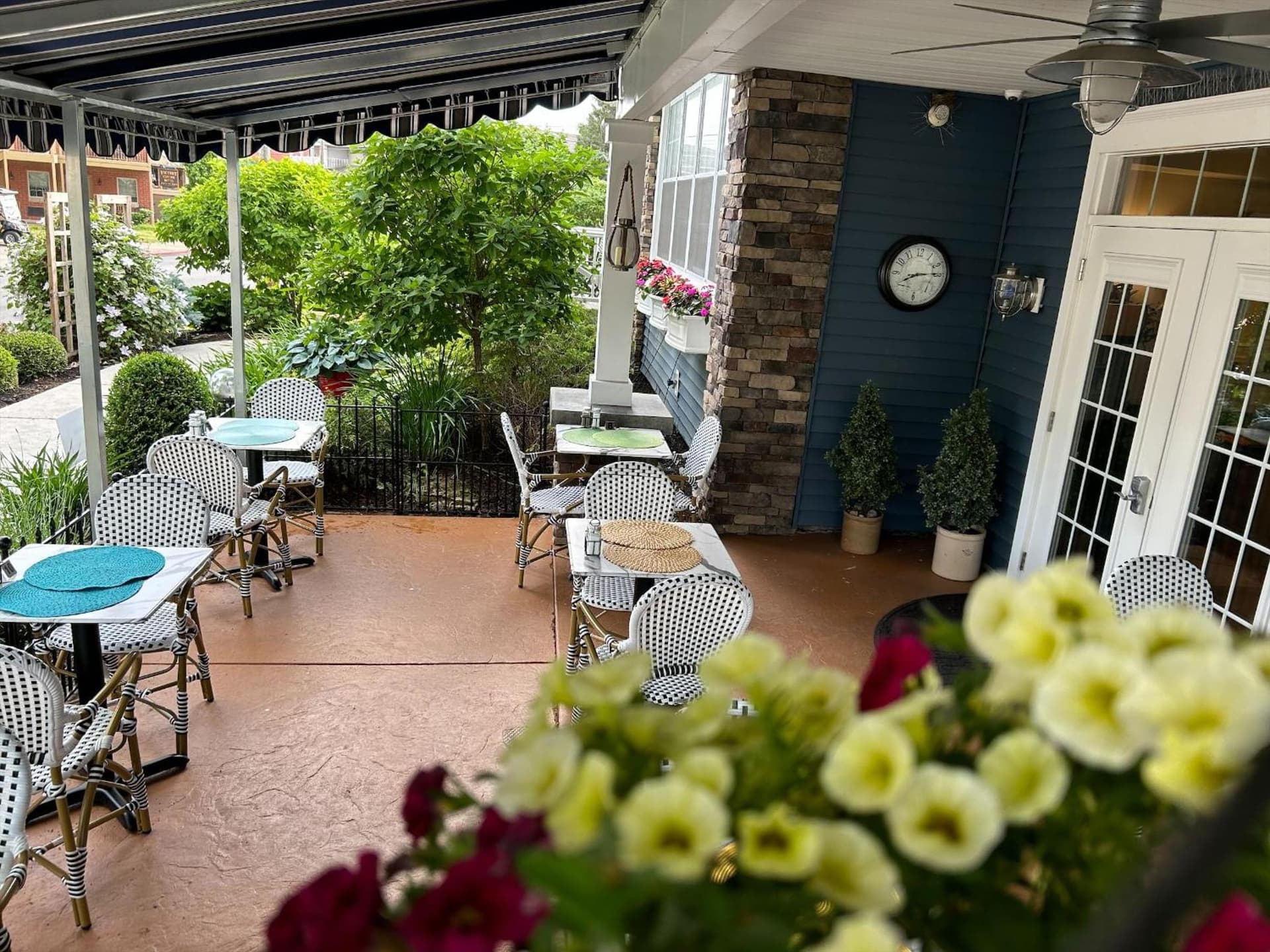 Anchor Inn Boutique Hotel gallery photo in Put-in-Bay, OH — image 27