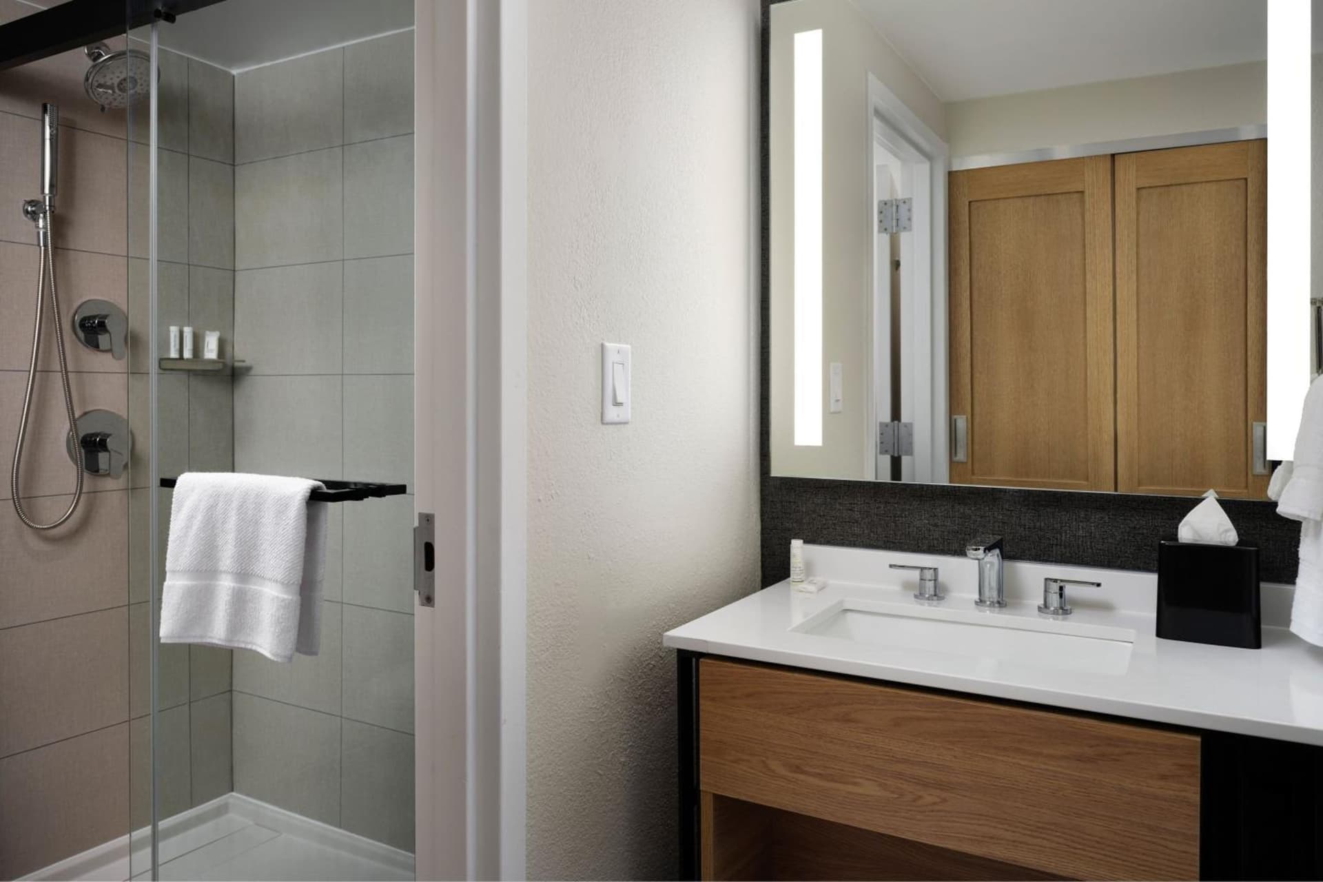 Sheraton Grand Rapids Airport Hotel property views in Grand Rapids, MI — gallery photo 3