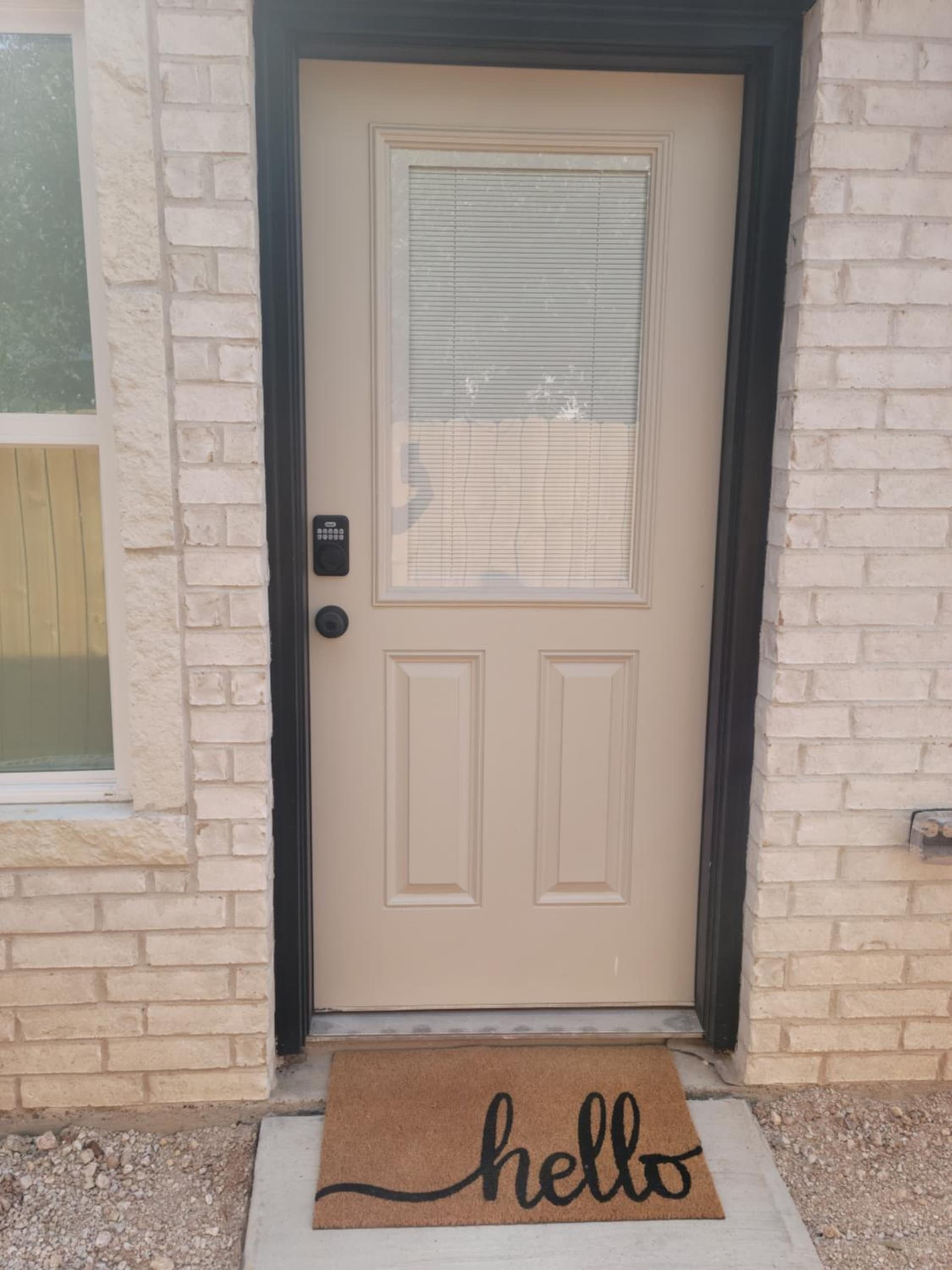 1 Bedroom suite close to Bert Ogden arena interior in Edinburg, TX — gallery photo 2