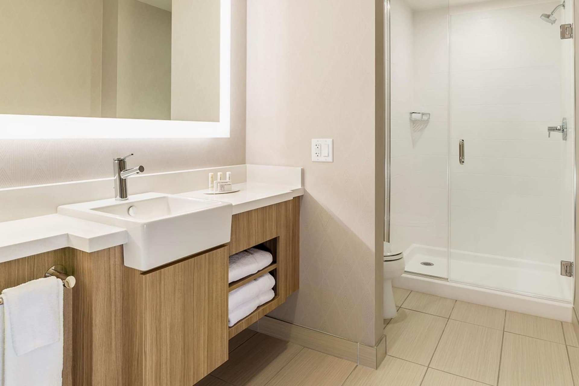SpringHill Suites St. Paul Downtown gallery photo in Saint Paul, MN — image 6