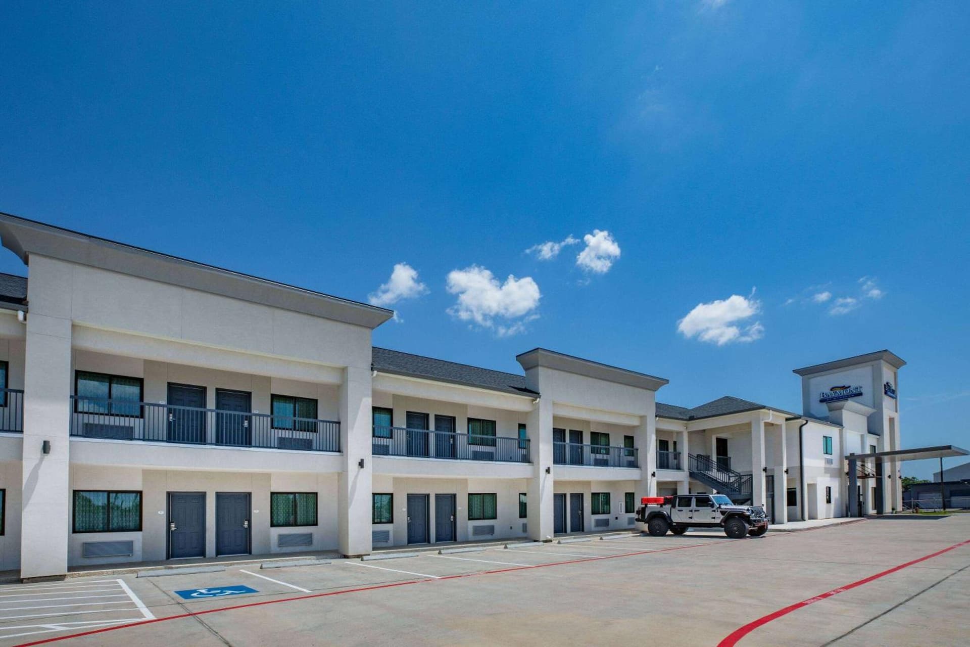 Baymont by Wyndham Freeport Texas interior in Freeport, TX — gallery photo 2