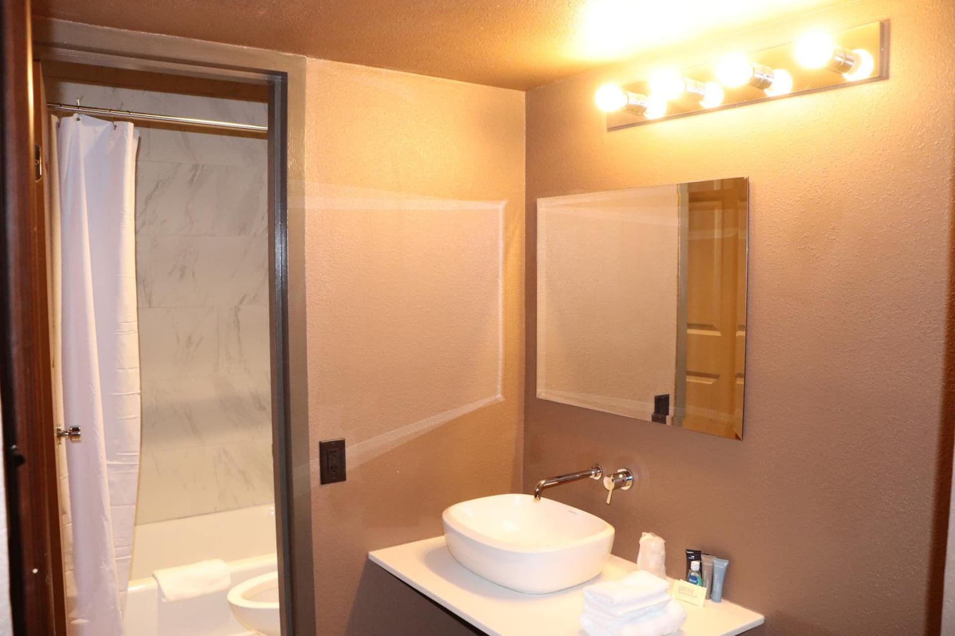 Historic Cow Palace Inn property views in Lamar, CO — gallery photo 3