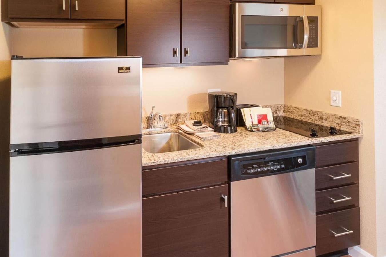 TownePlace Suites by Marriott Minneapolis near Mall of America gallery photo in Bloomington, MN — image 5