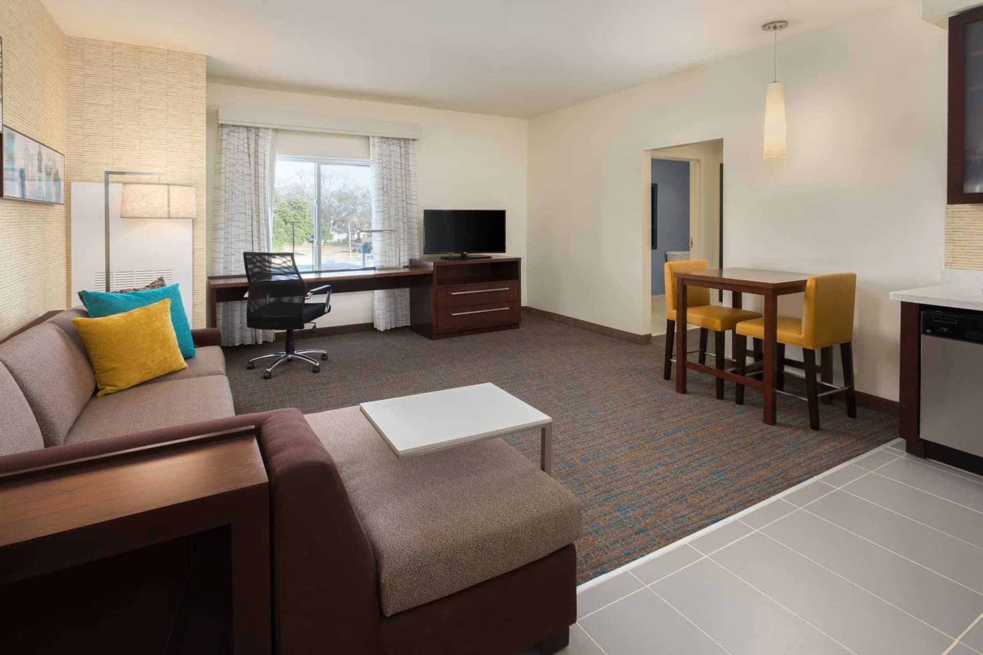 Residence Inn by Marriott Shreveport-Bossier City/Downtown property views in Bossier City, LA — gallery photo 3