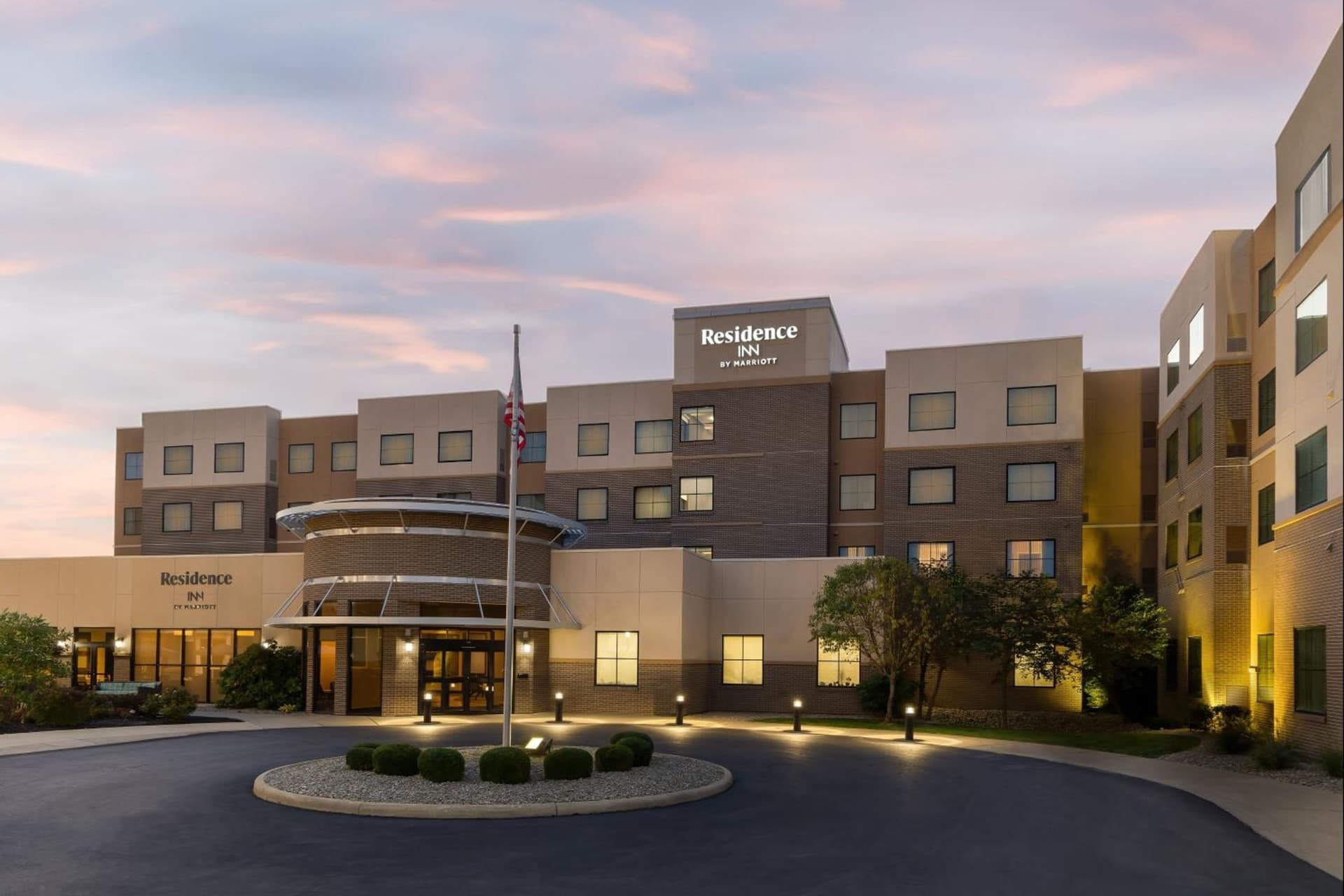 Residence Inn by Marriott Youngstown Warren/Niles interior in Niles, OH — gallery photo 2