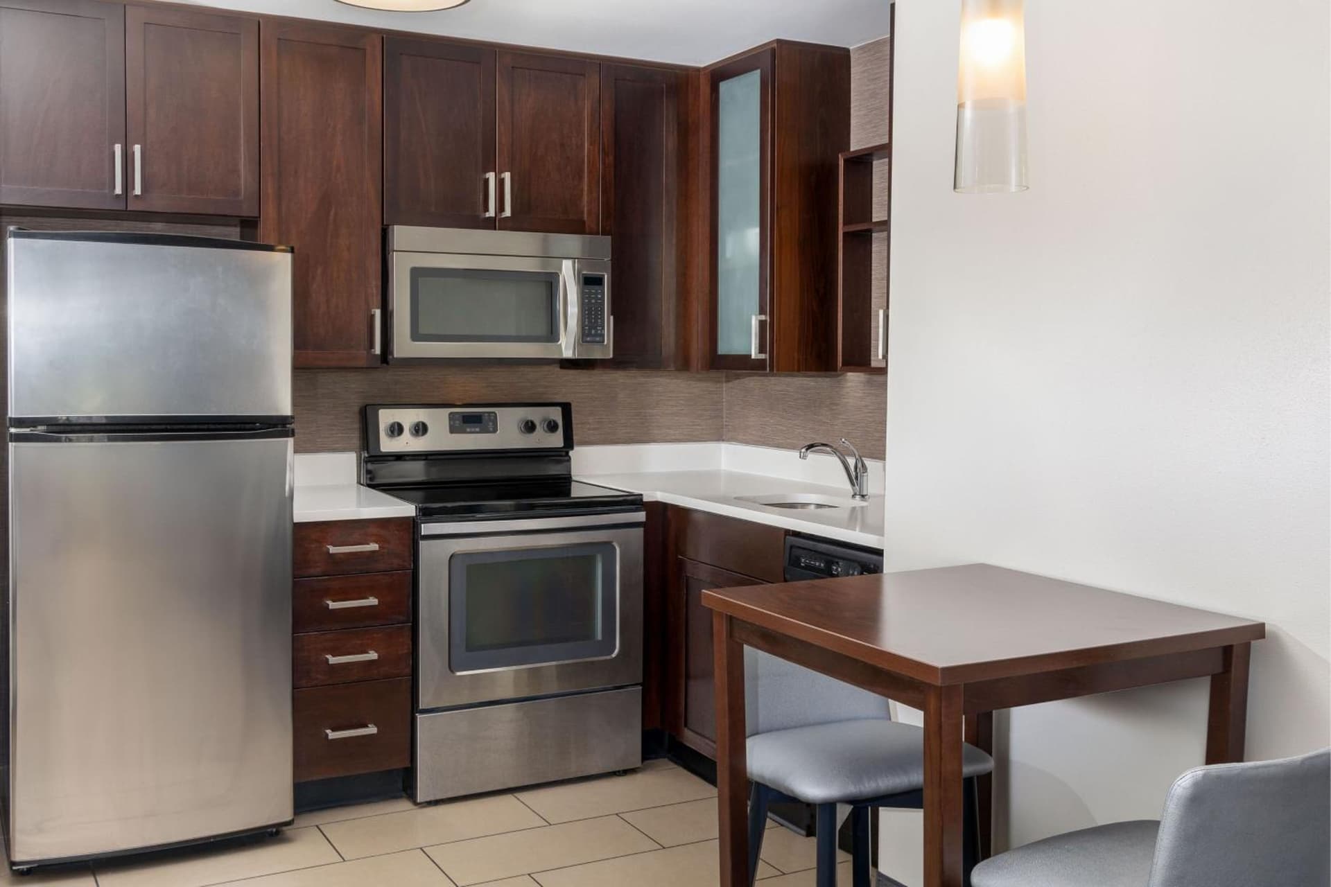 Residence Inn by Marriott Youngstown Warren/Niles gallery photo in Niles, OH — image 18