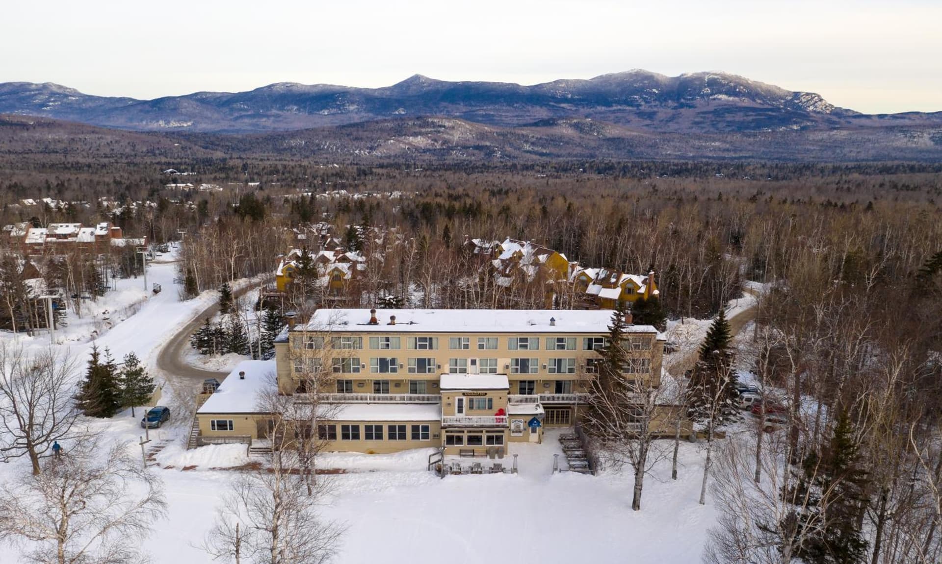 Sugarloaf Inn featured exterior or lobby in Carrabassett, ME — similar hotel