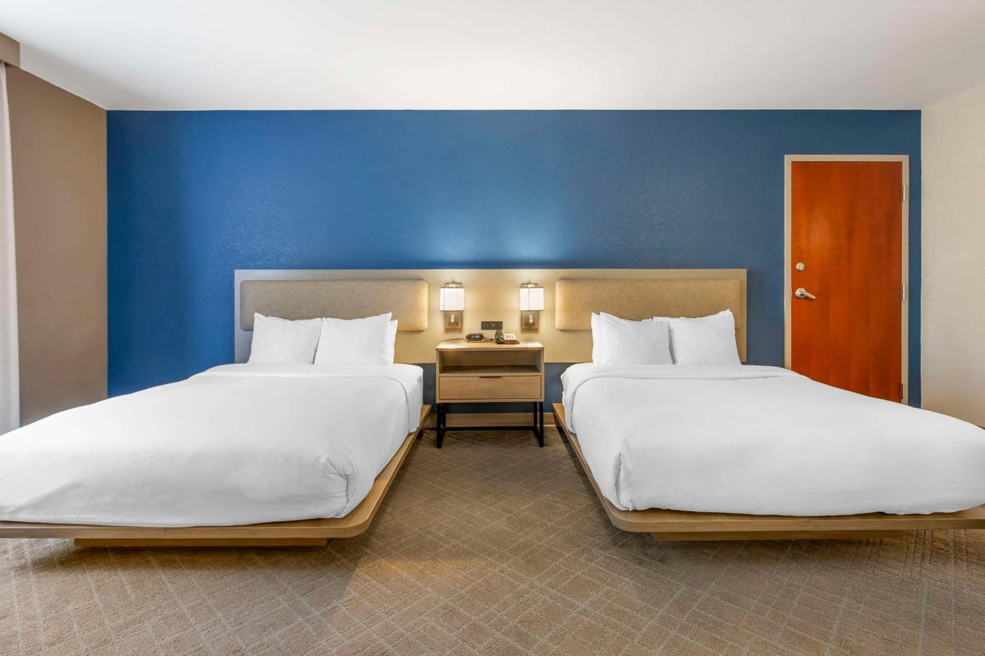 Comfort Suites Columbia Northeast - Fort Jackson gallery photo in Columbia, SC — image 42
