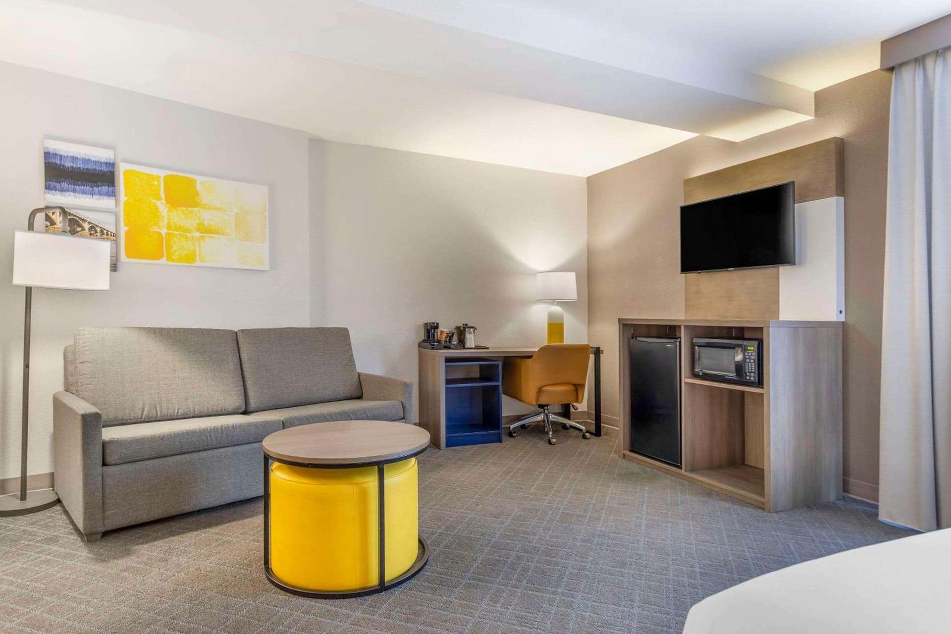 Comfort Suites Columbia Northeast - Fort Jackson gallery photo in Columbia, SC — image 11