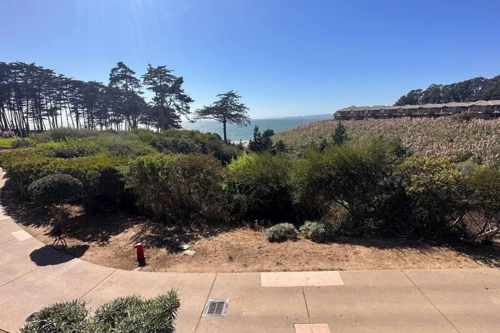 Spectacular Ocean View -Heated Pool and Spa- Seascape gallery photo in Aptos, CA — image 59