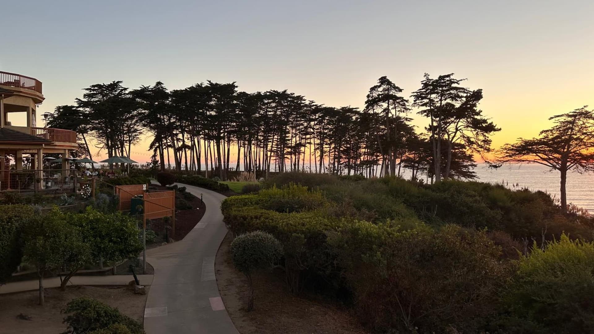 Spectacular Ocean View -Heated Pool and Spa- Seascape gallery photo in Aptos, CA — image 9