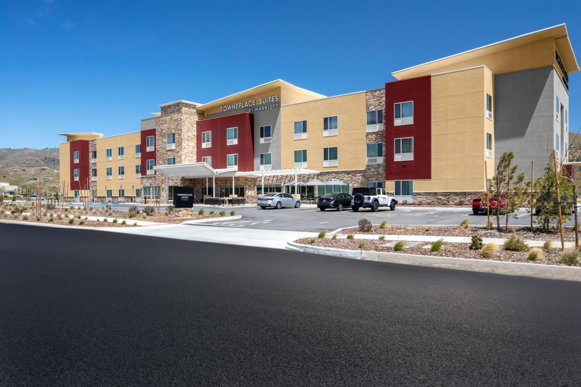 TownePlace Suites By Marriott Tehachapi featured exterior or lobby in Tehachapi, CA — similar hotel