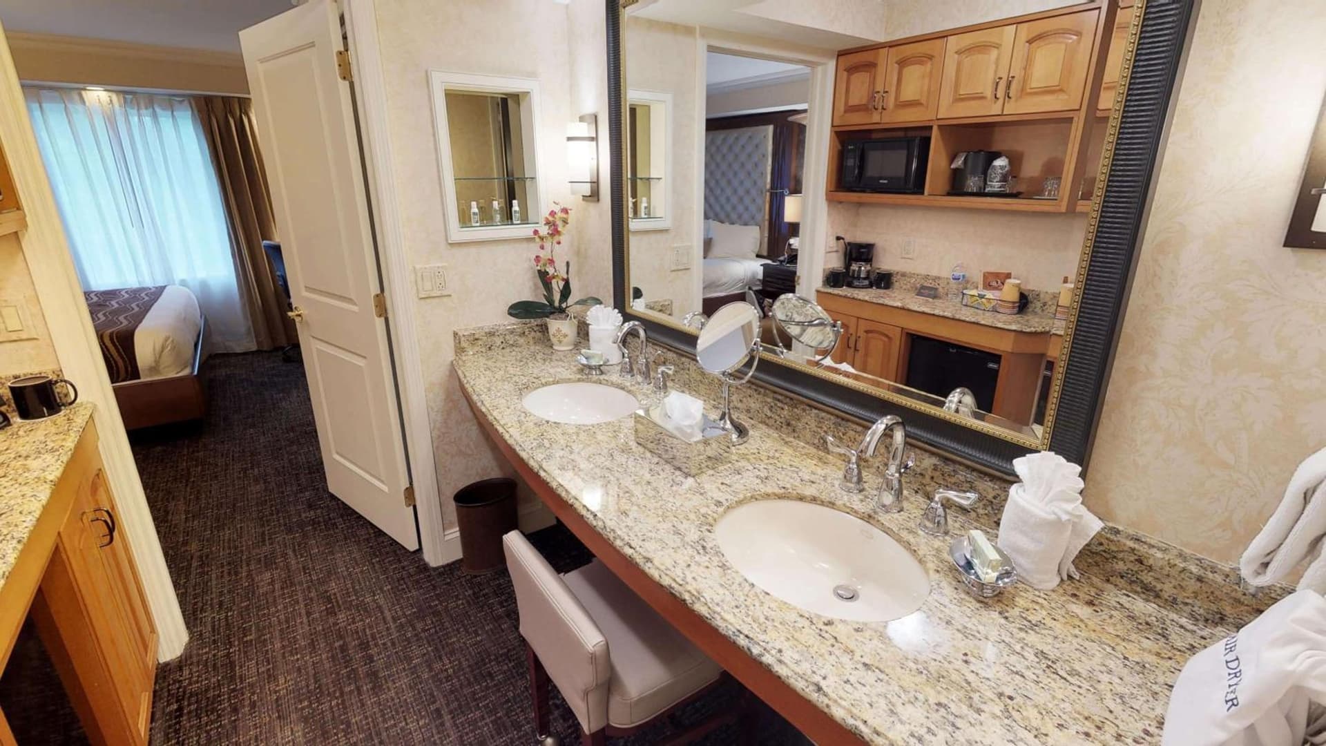 Eden Resort and Suites, BW Premier Collection gallery photo in Lancaster, PA — image 45