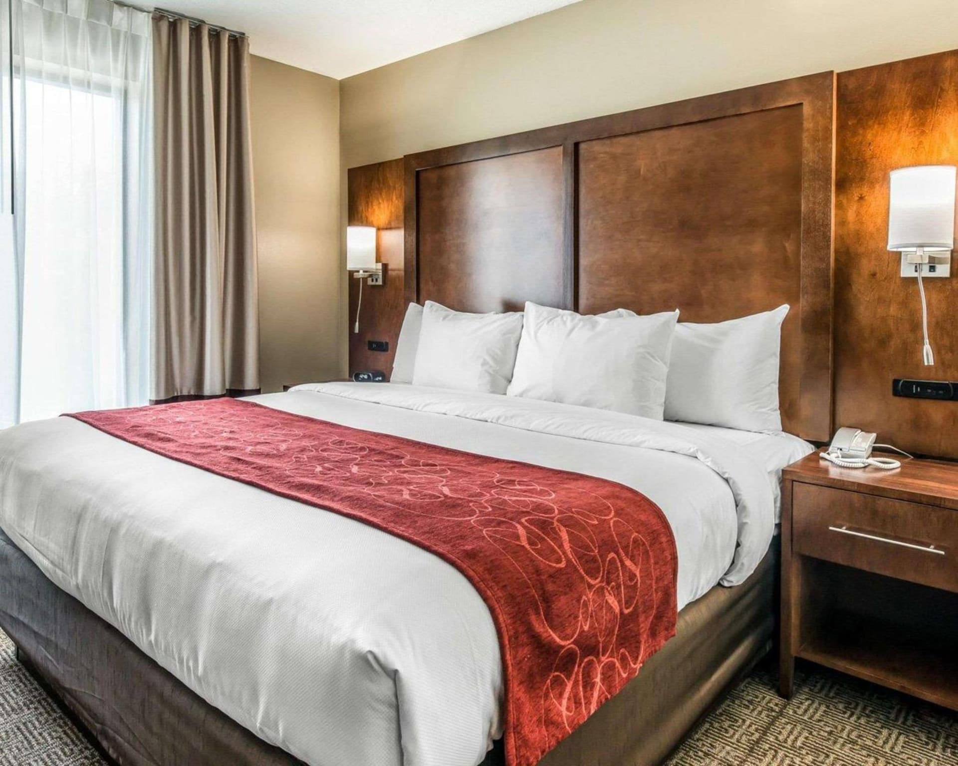 Comfort Suites Dunnellon near Rainbow Springs gallery photo in Dunnellon, FL — image 33