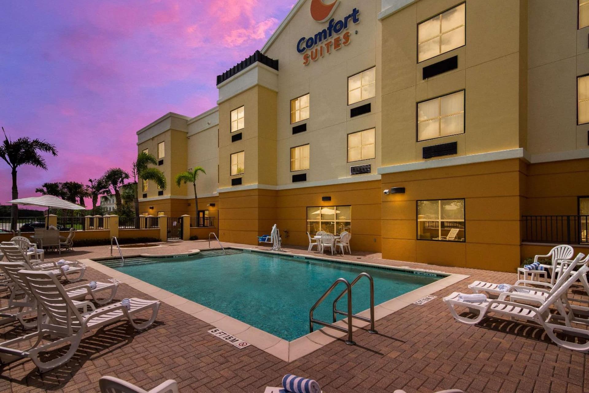 Comfort Suites Vero Beach I-95 property views in Vero Beach, FL — gallery photo 3