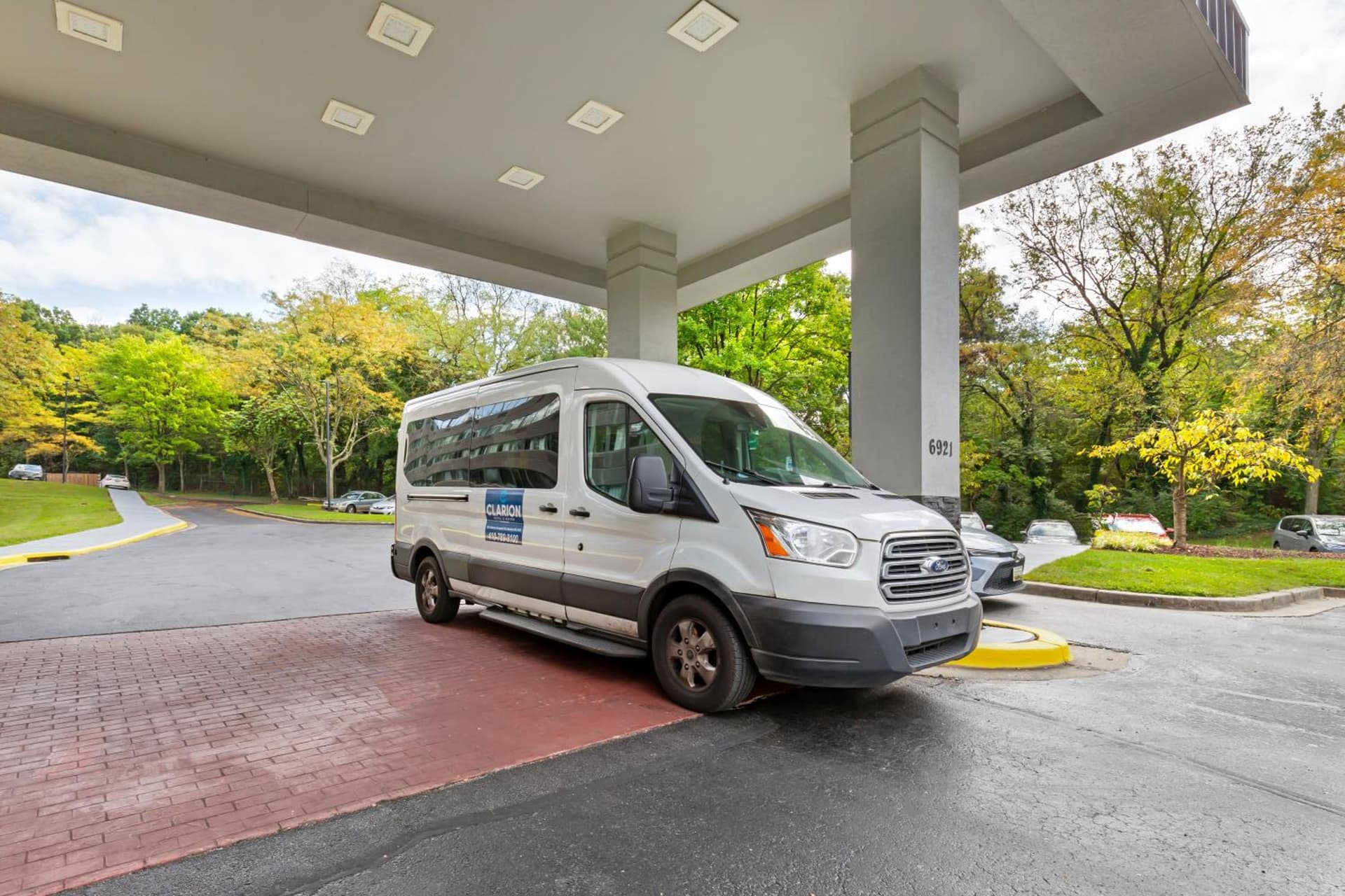 Clarion Hotel & Suites BWI Airport North gallery photo in Baltimore, MD — image 23