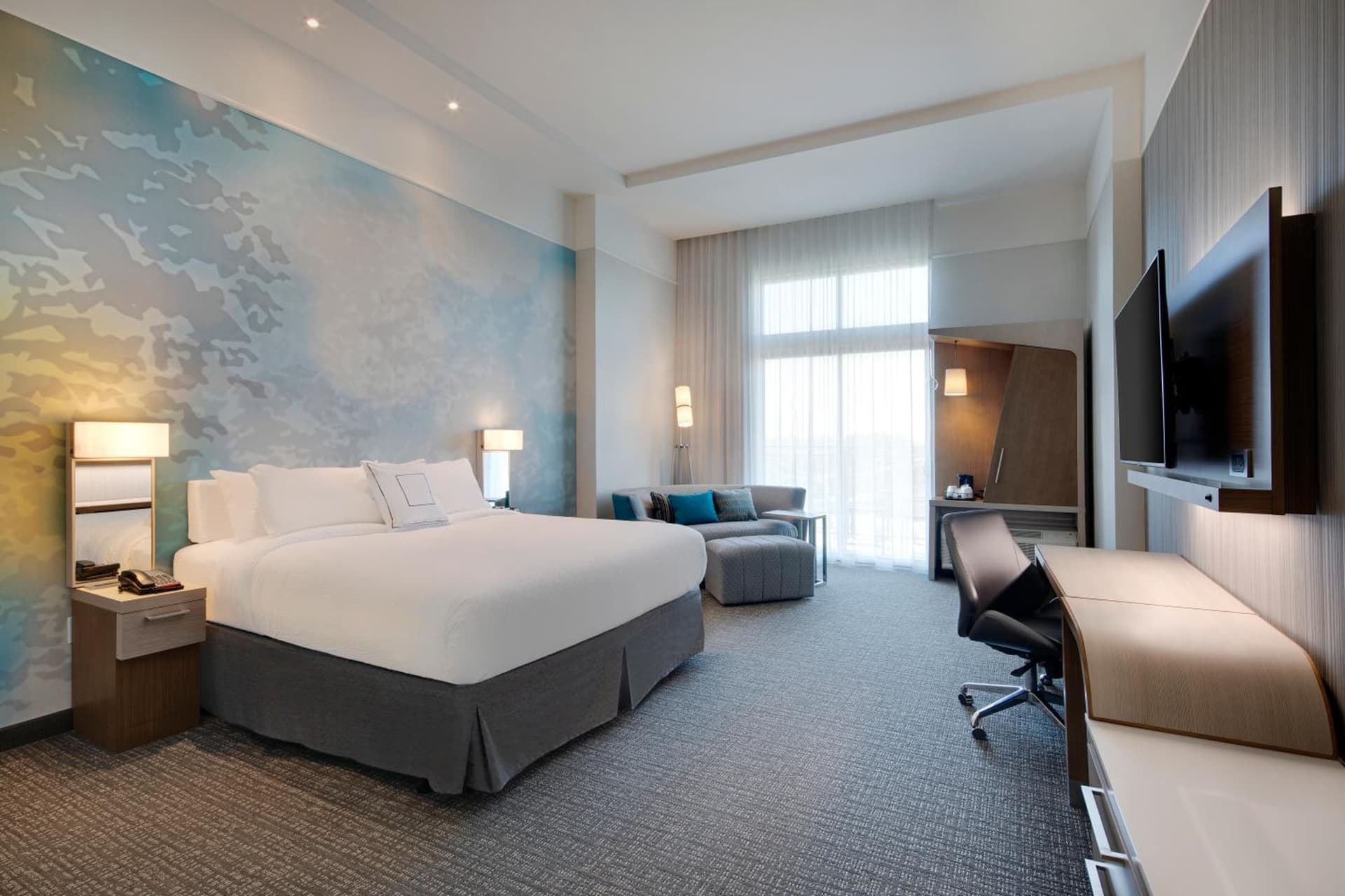 Courtyard by Marriott Atlanta Vinings/Galleria interior in Atlanta, GA — gallery photo 2