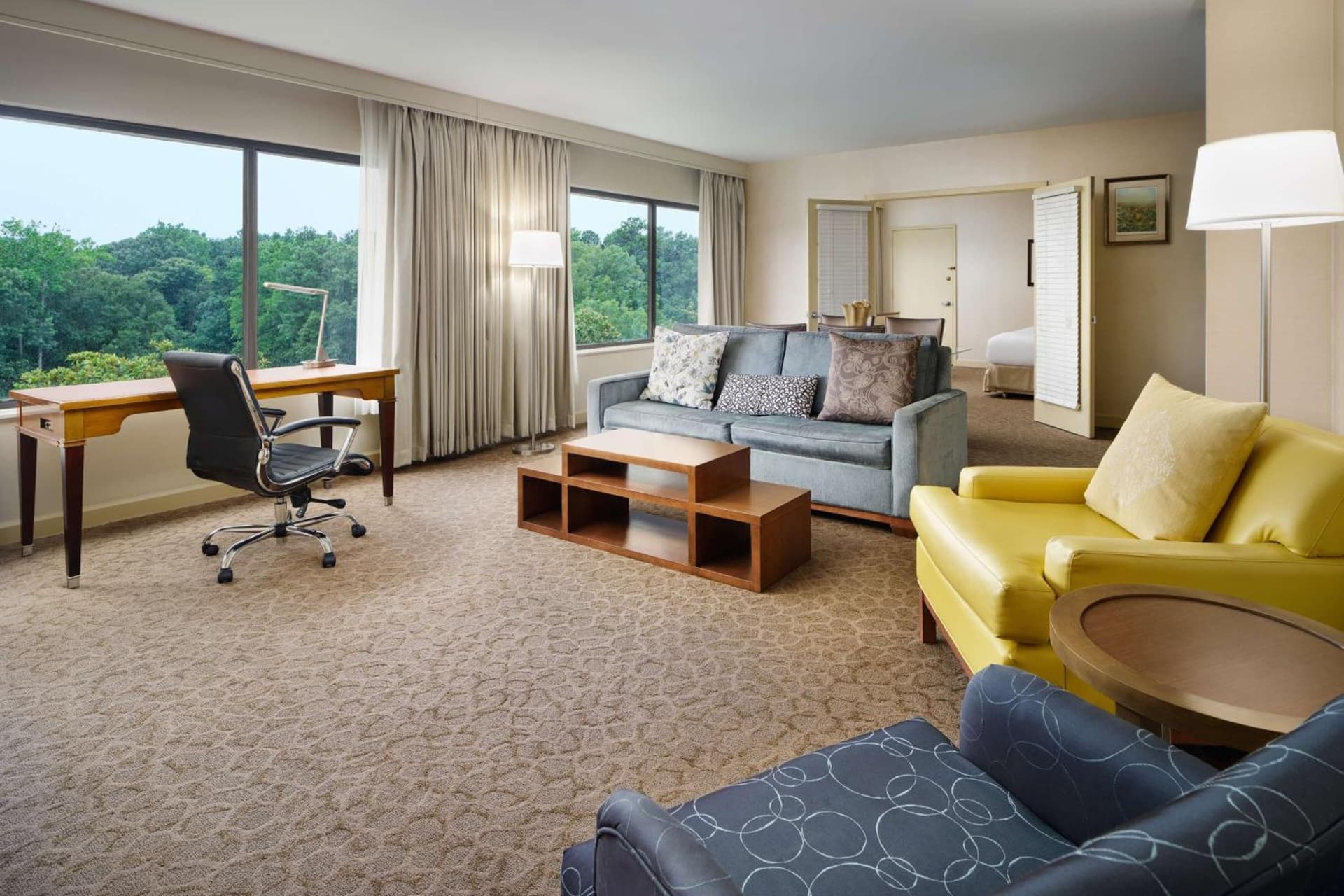 Doubletree by Hilton Hotel Williamsburg gallery photo in Williamsburg, VA — image 21