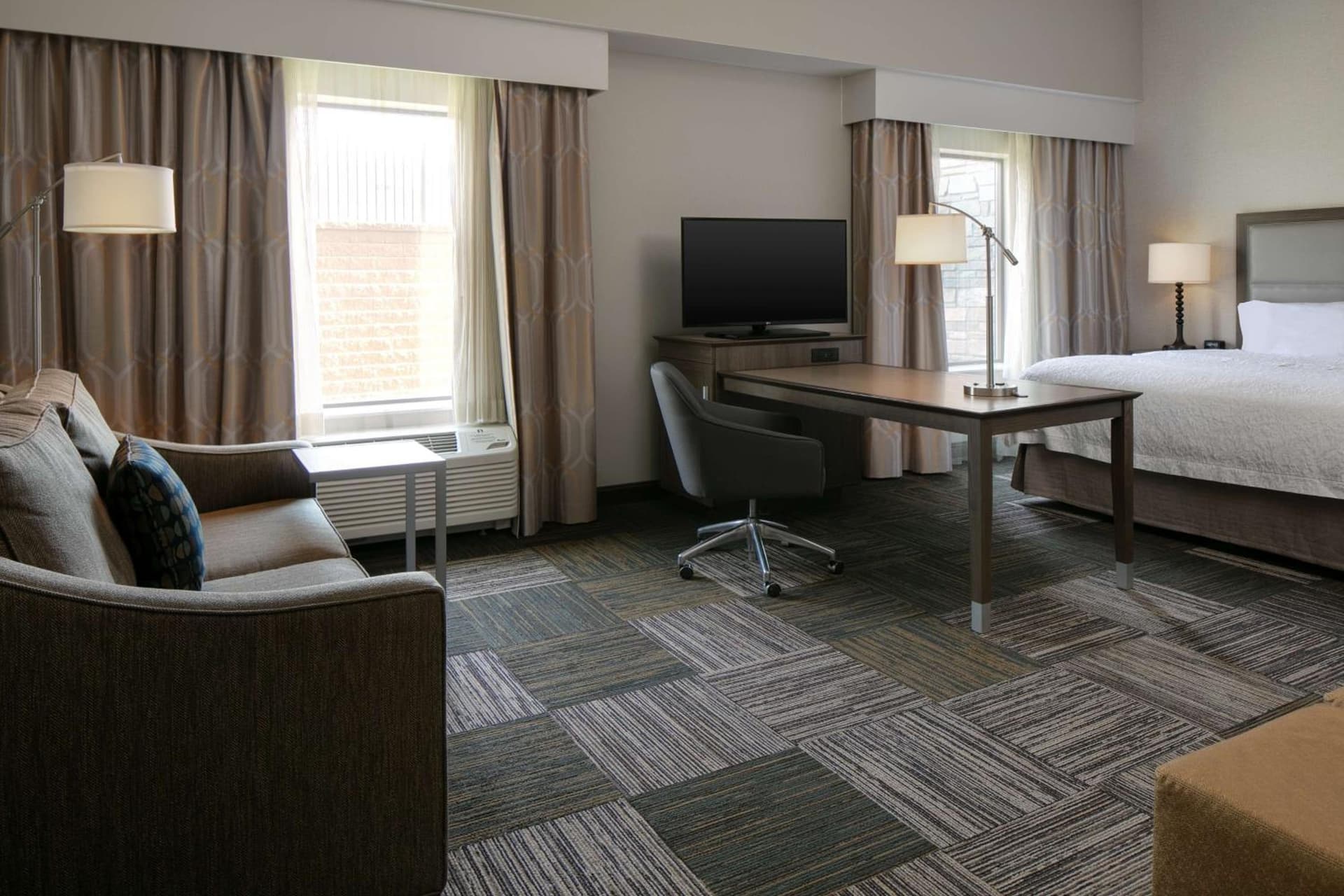 Hampton Inn & Suites-Hudson Wisconsin gallery photo in Hudson, WI — image 7