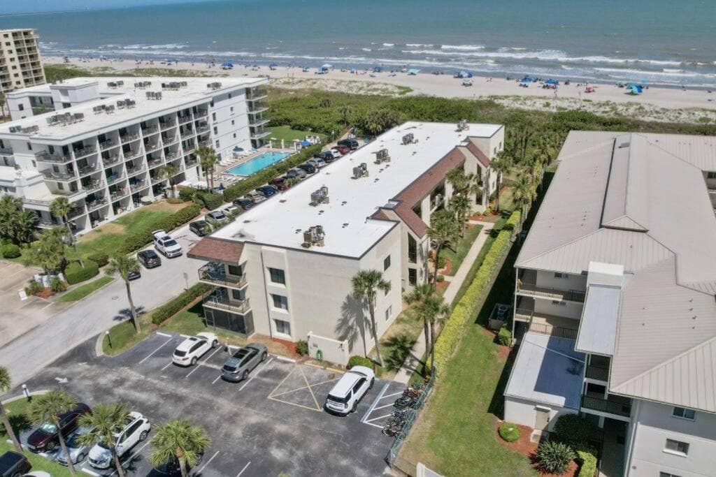 Cape Escape - Perfect Beachside Getaway — hotel in Cape Canaveral, Florida