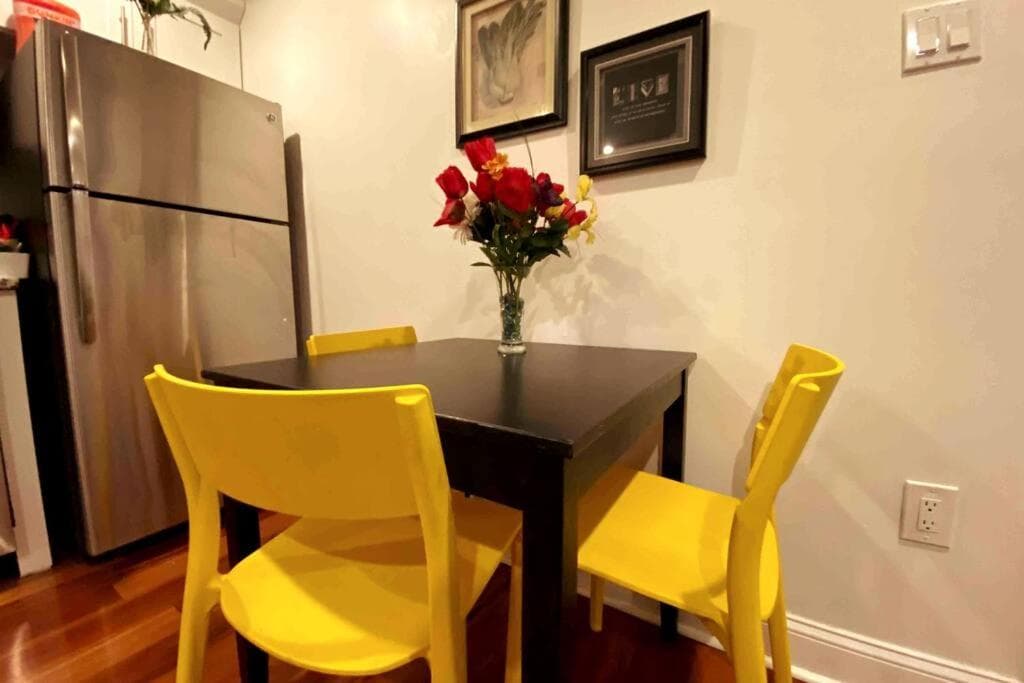 Modern Cozy Unit Near Geno's & Pat's featured exterior or lobby in Philadelphia, PA — similar hotel