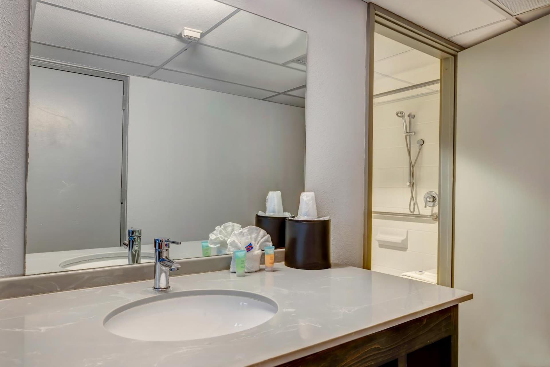 Motel 6 Arlington TX Entertainment District gallery photo in Arlington, TX — image 30