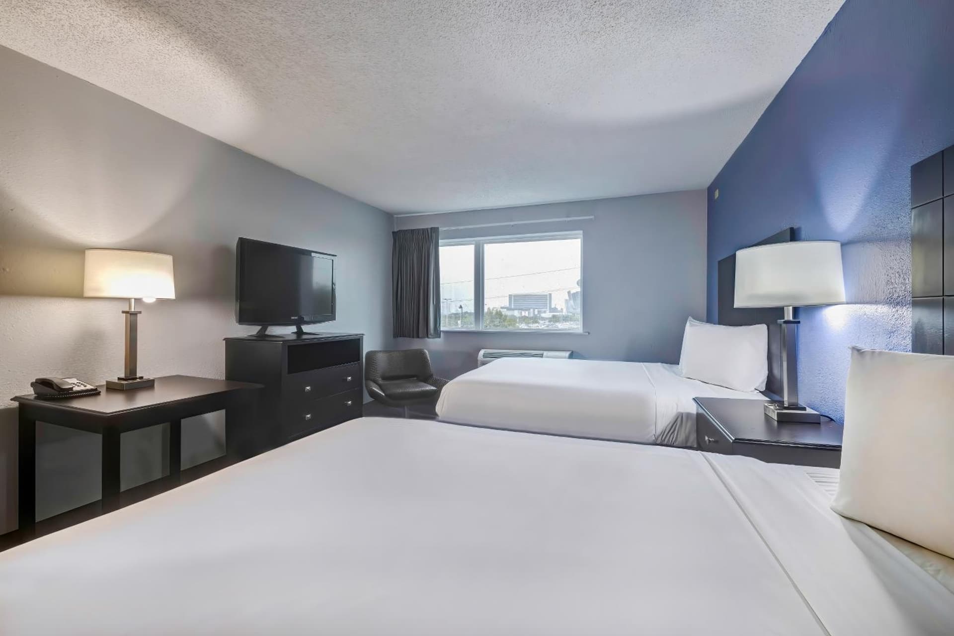 Motel 6 Arlington TX Entertainment District gallery photo in Arlington, TX — image 8