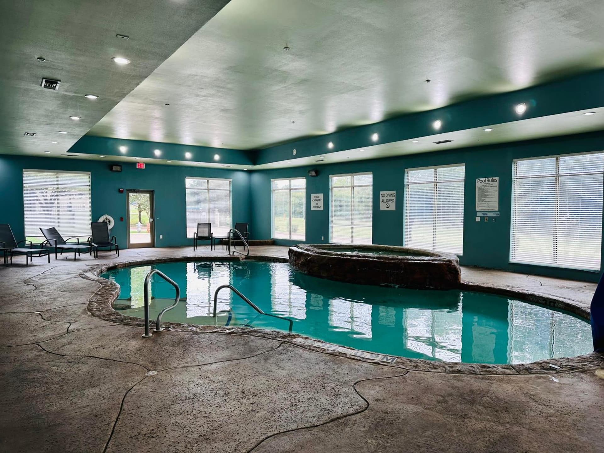 Holiday Inn Express Hotel & Suites Mansfield by IHG gallery photo in Mansfield, TX — image 60