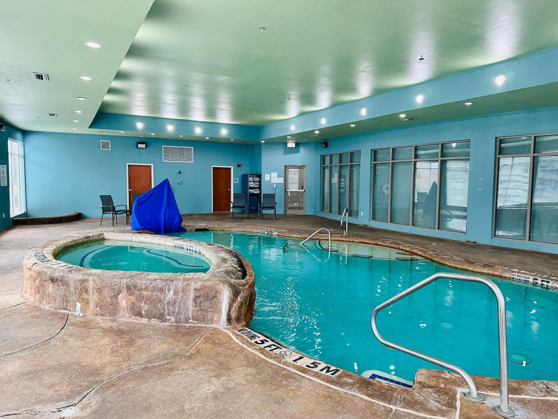 Holiday Inn Express Hotel & Suites Mansfield by IHG gallery photo in Mansfield, TX — image 13
