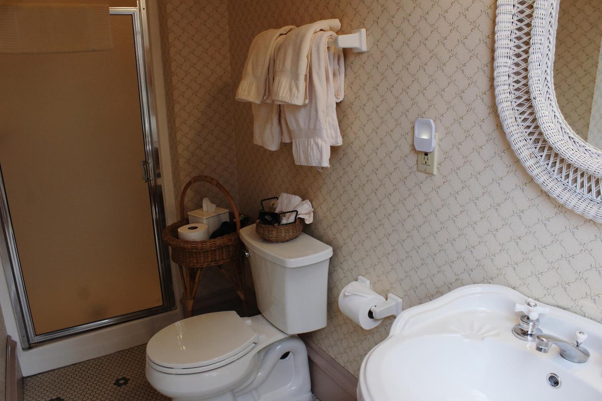 Hotel Planter gallery photo in La Conner, WA — image 23