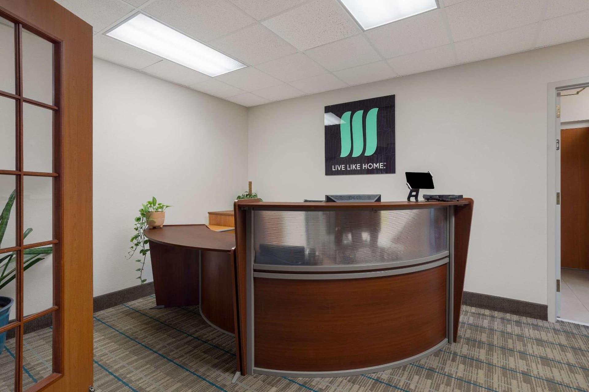 MainStay Suites Wilmington - University Area interior in Wilmington, NC — gallery photo 2