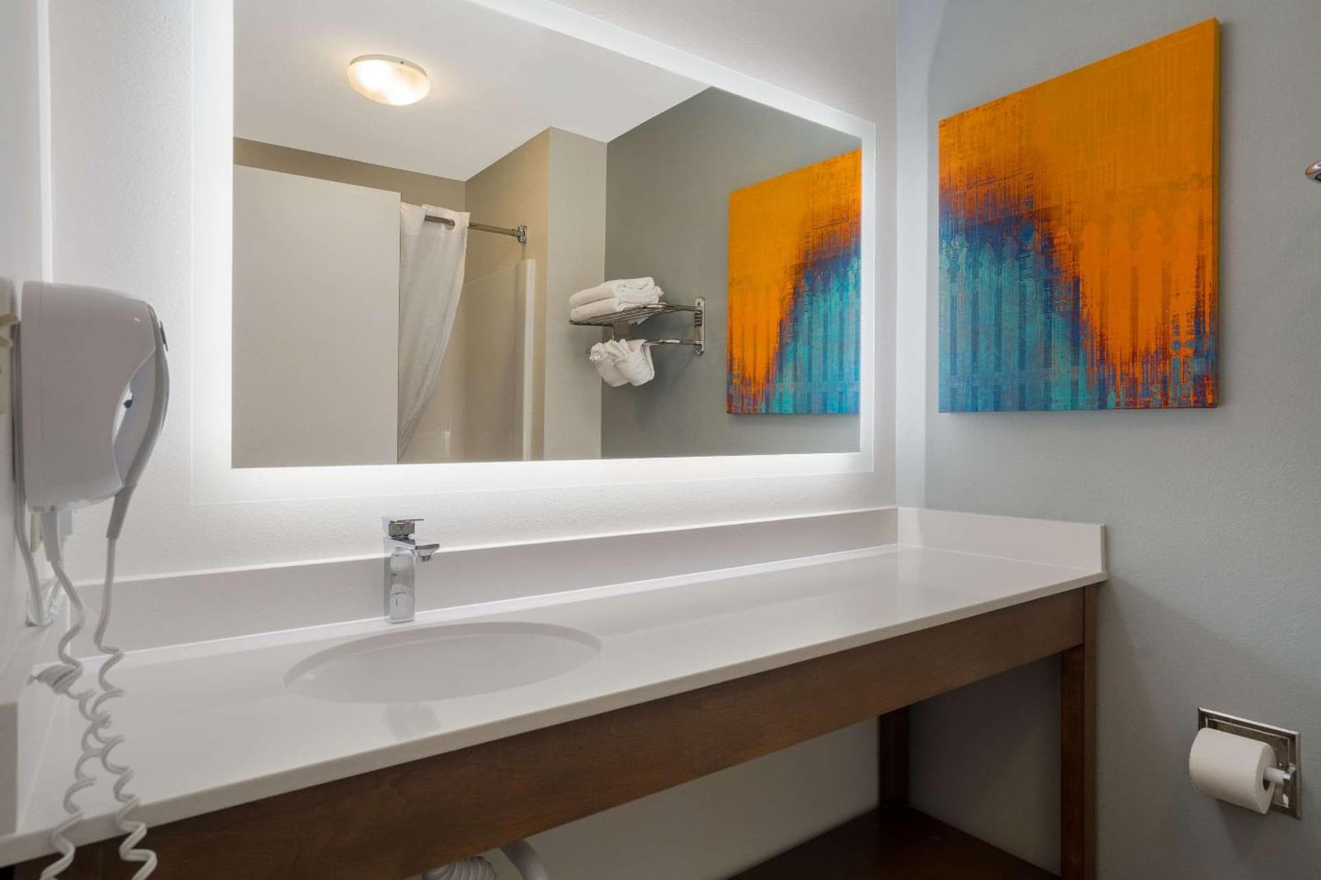 MainStay Suites Wilmington - University Area gallery photo in Wilmington, NC — image 12