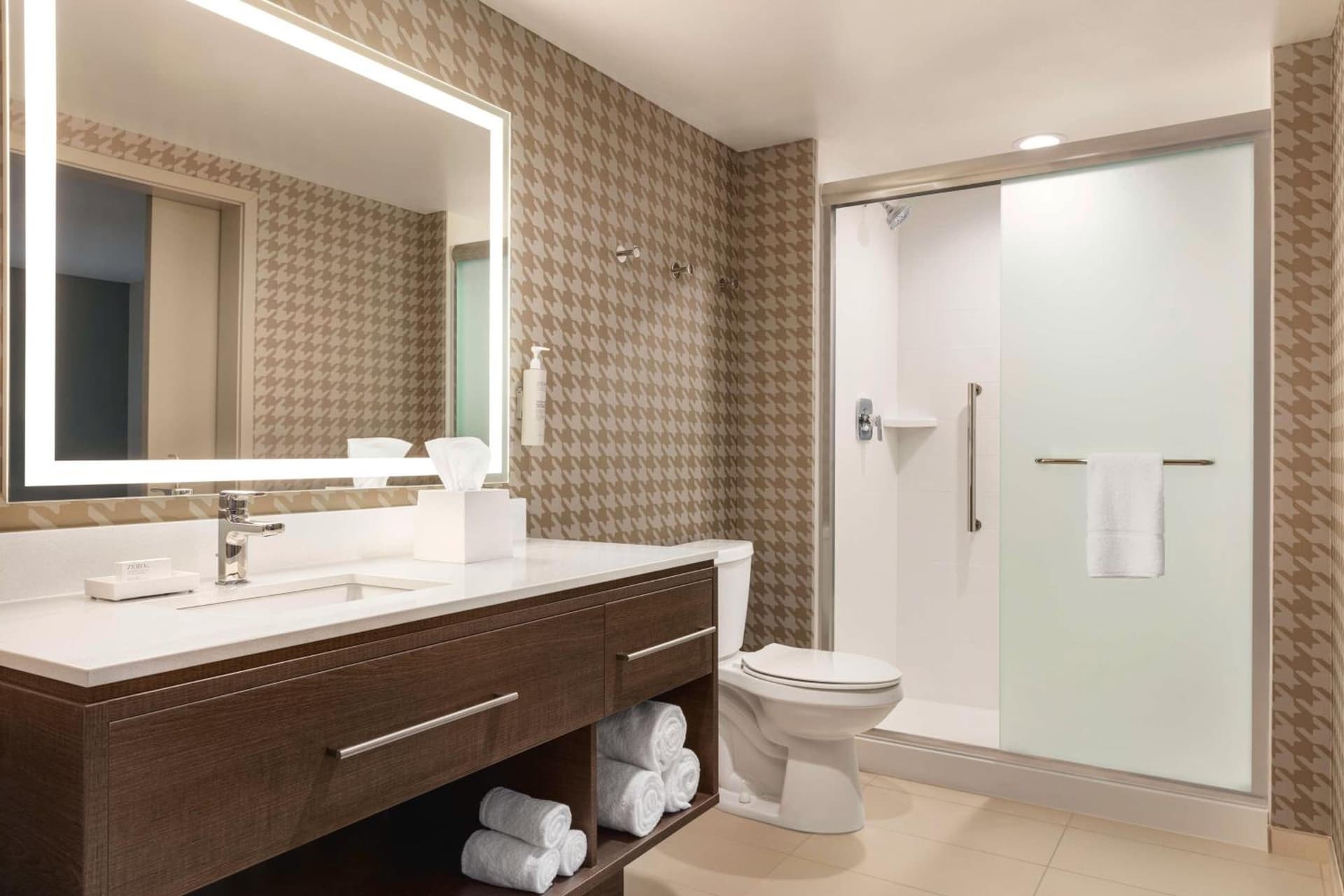 Home2 Suites By Hilton Milwaukee West gallery photo in West Allis, WI — image 38