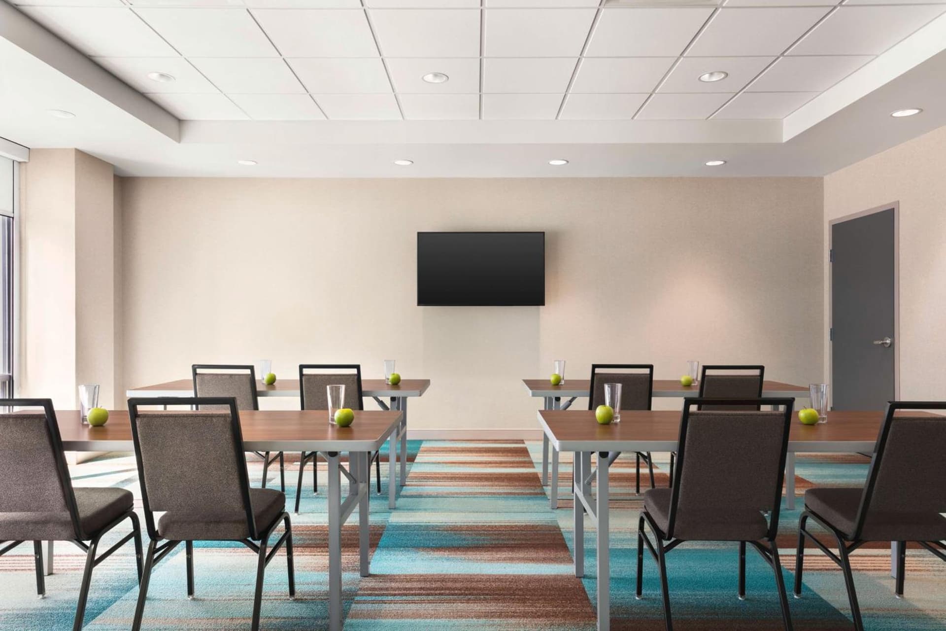 Home2 Suites By Hilton Milwaukee West gallery photo in West Allis, WI — image 16
