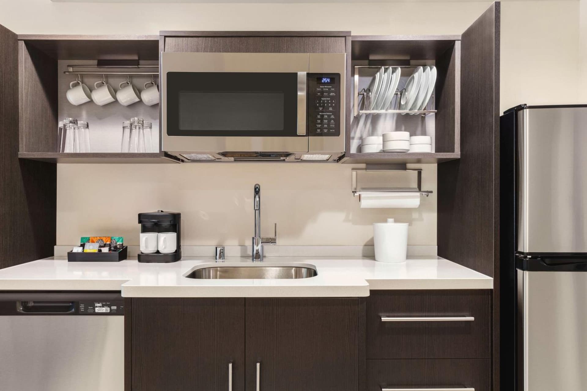 Home2 Suites By Hilton Milwaukee West gallery photo in West Allis, WI — image 9