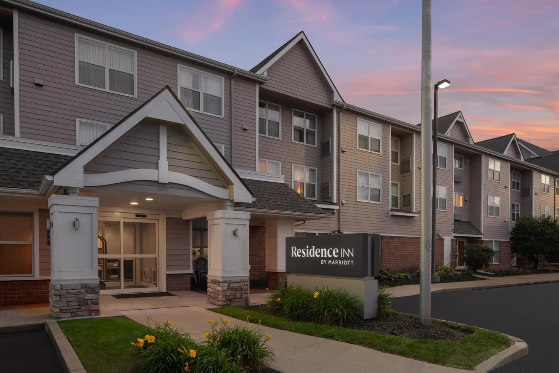 Residence Inn Boston Dedham interior in Dedham — gallery photo 2
