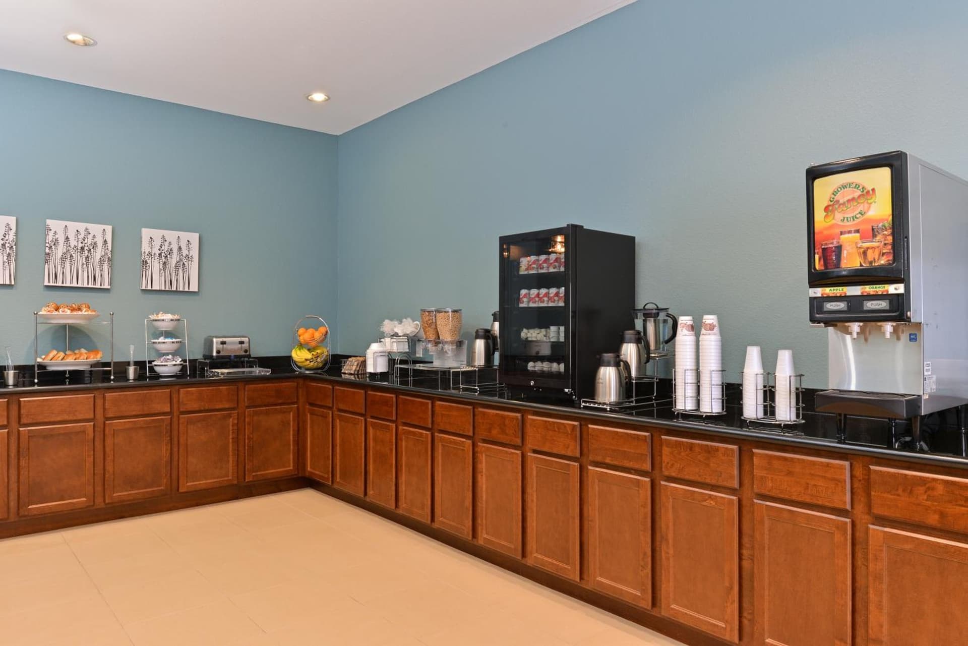 Sleep Inn & Suites Meridian - Bonita Lakes property views in Meridian, MS — gallery photo 3