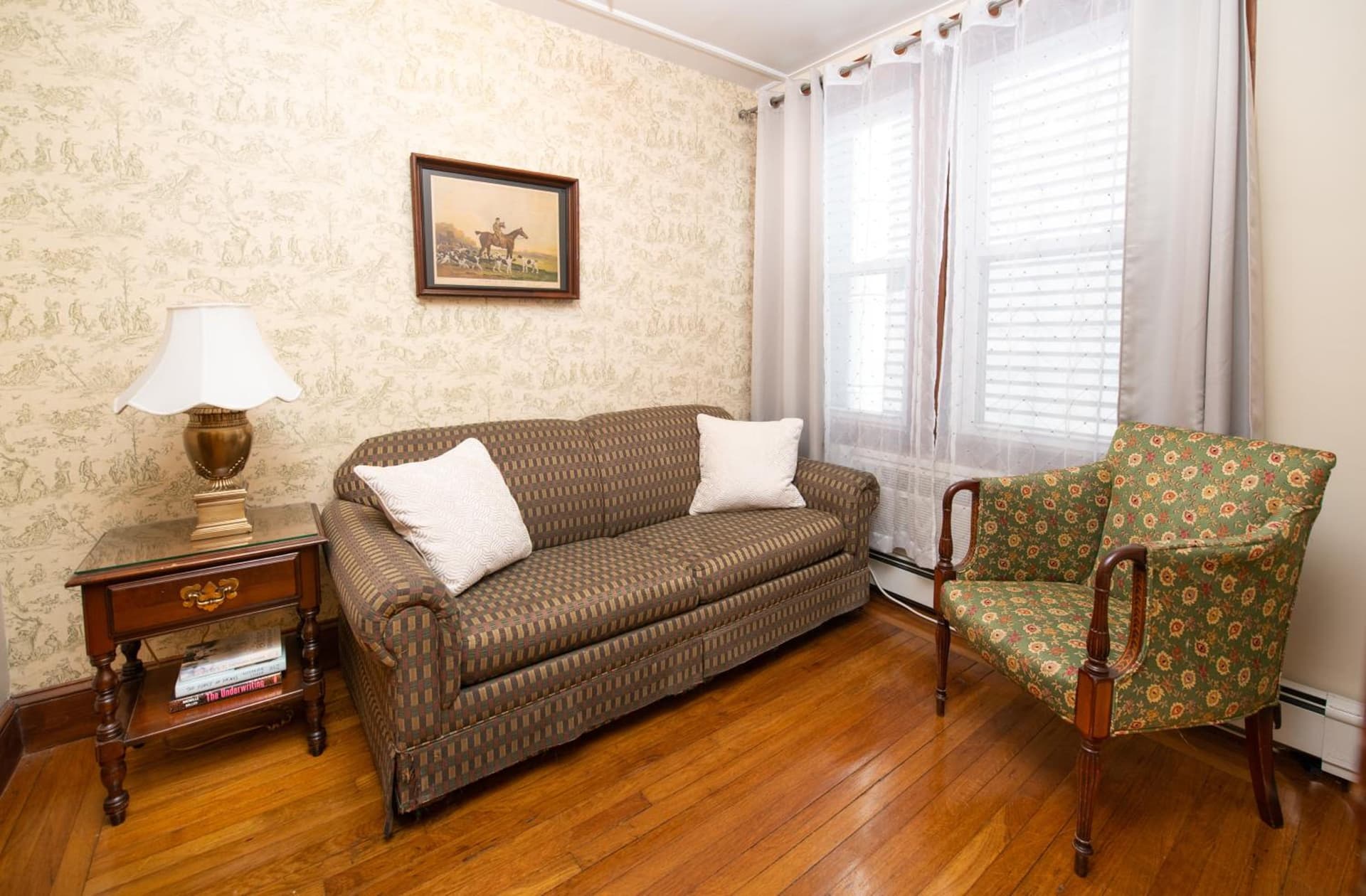 America's Cup Inn Newport interior in Newport, RI — gallery photo 2