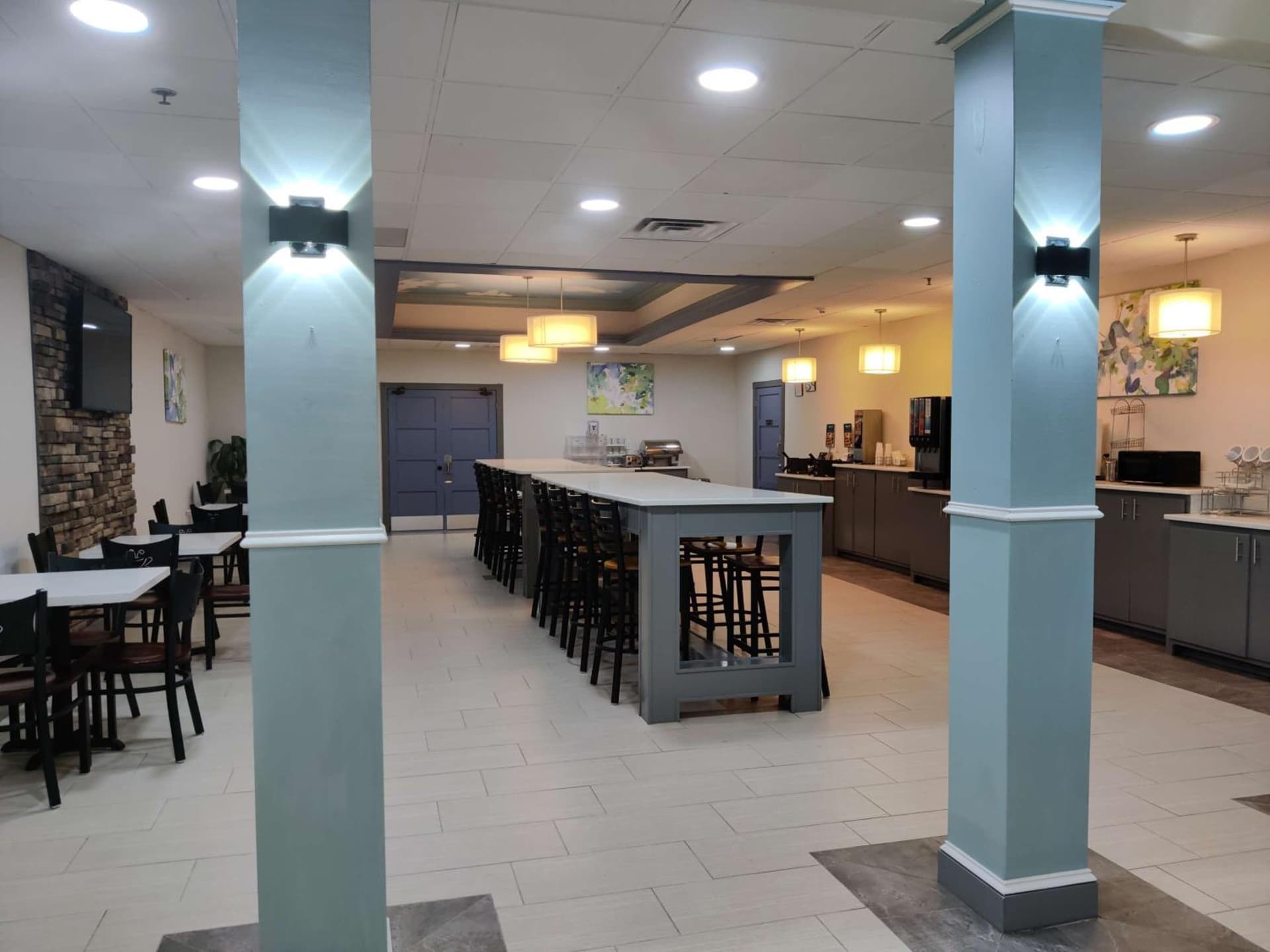 Best Western Atlanta Cumberland Galleria Hotel interior in Atlanta, GA — gallery photo 2