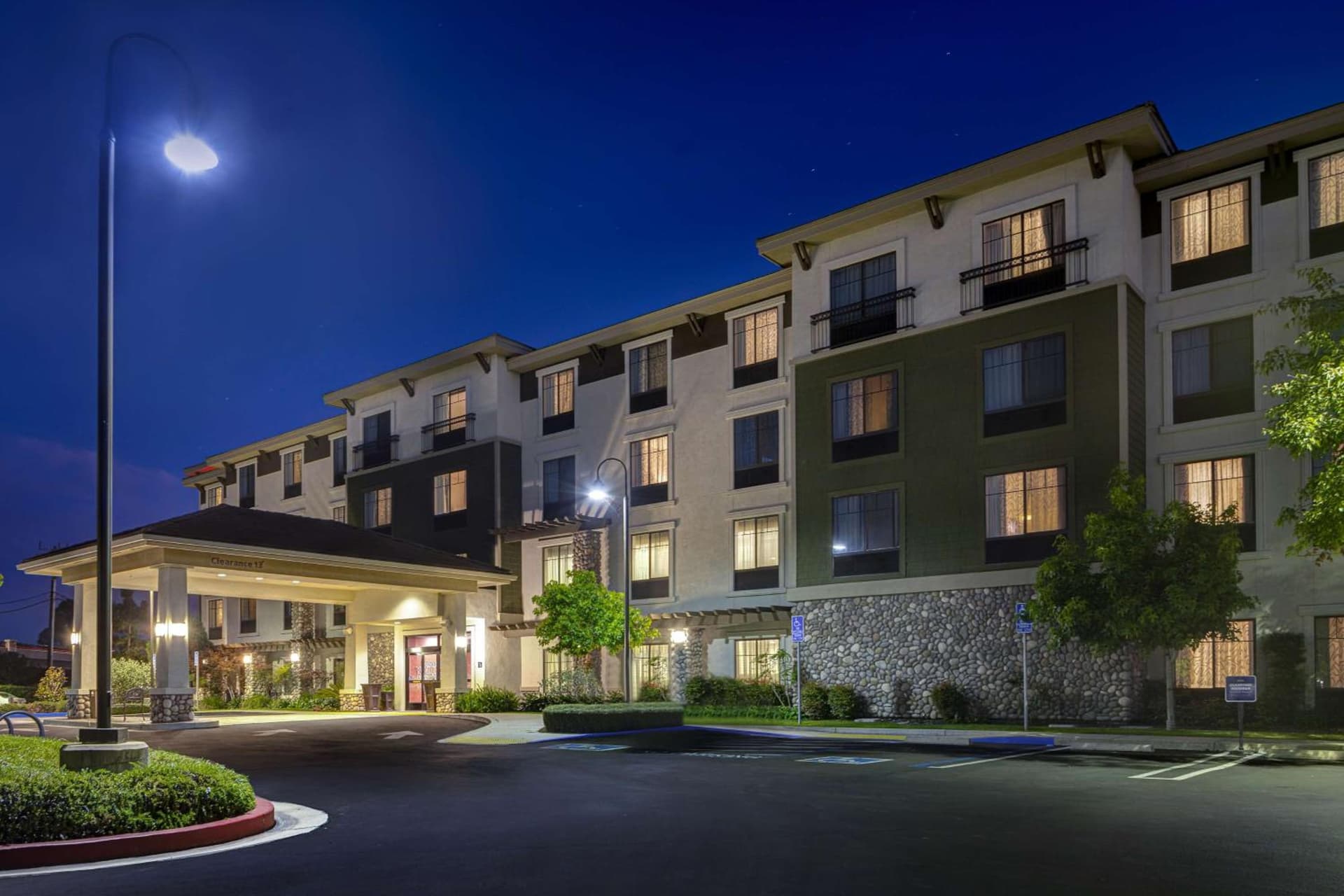Hampton Inn & Suites San Luis Obispo property views in San Luis Obispo, CA — gallery photo 3