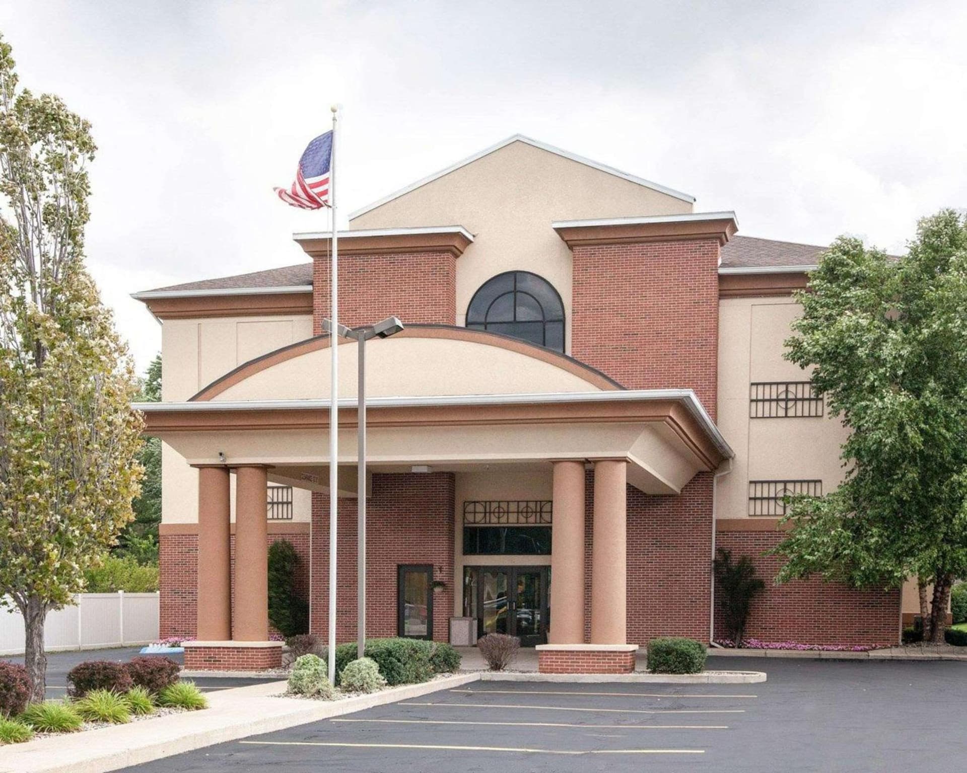 Quality Inn & Suites Niles featured exterior or lobby in Niles, MI — similar hotel