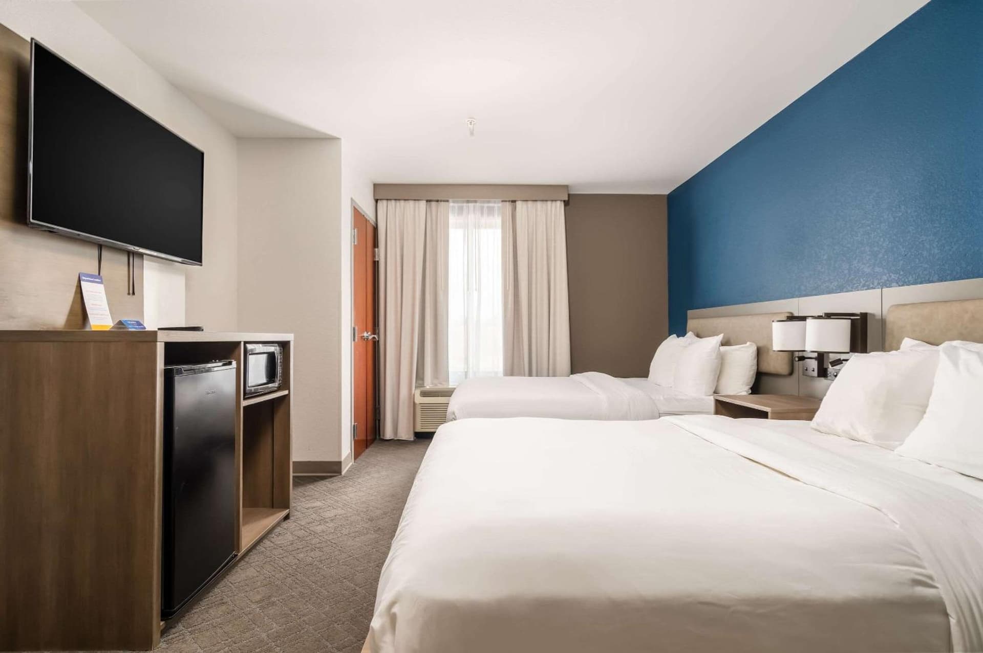 Comfort Suites Columbia Northeast - Fort Jackson gallery photo in Columbia, SC — image 29