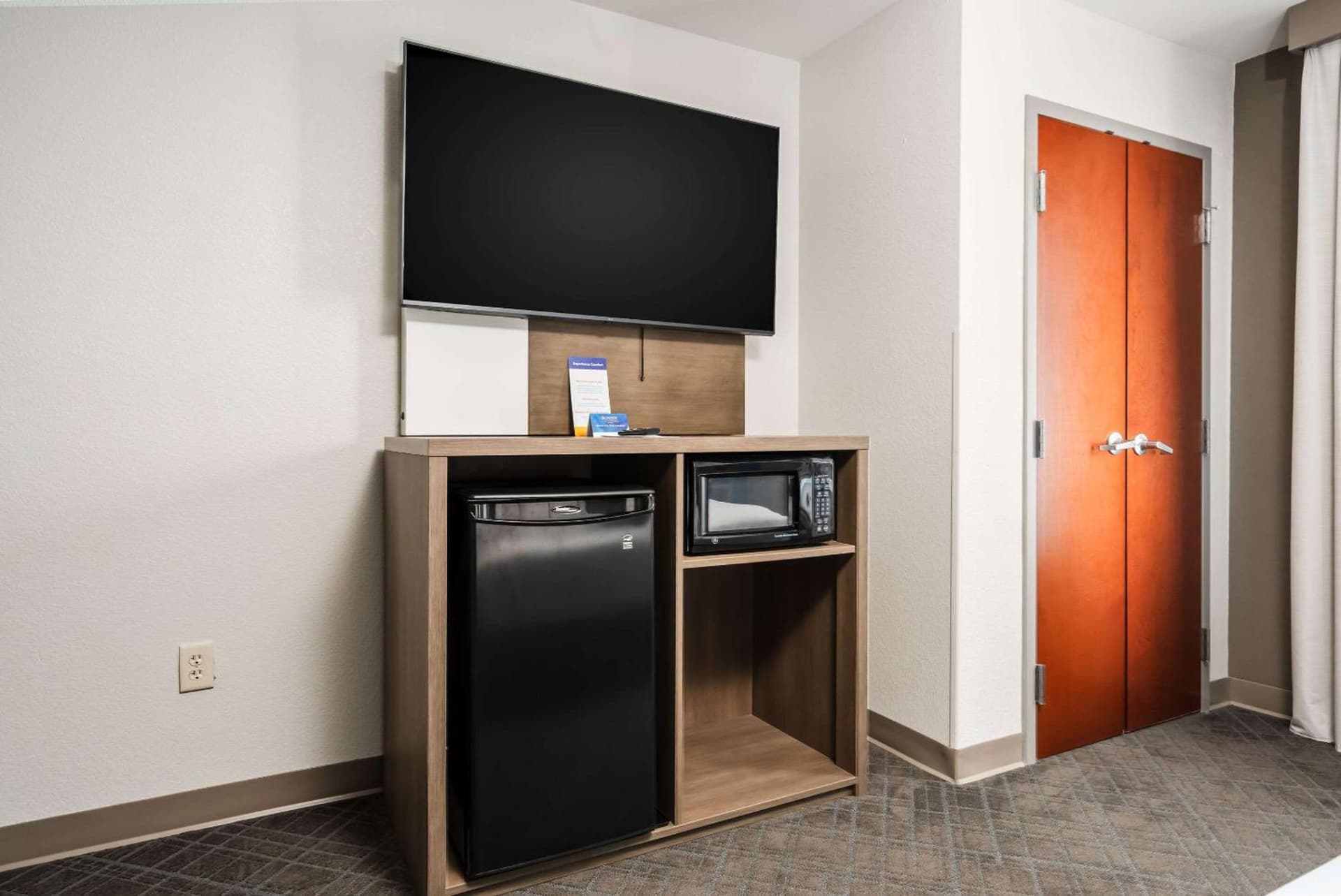 Comfort Suites Columbia Northeast - Fort Jackson gallery photo in Columbia, SC — image 50