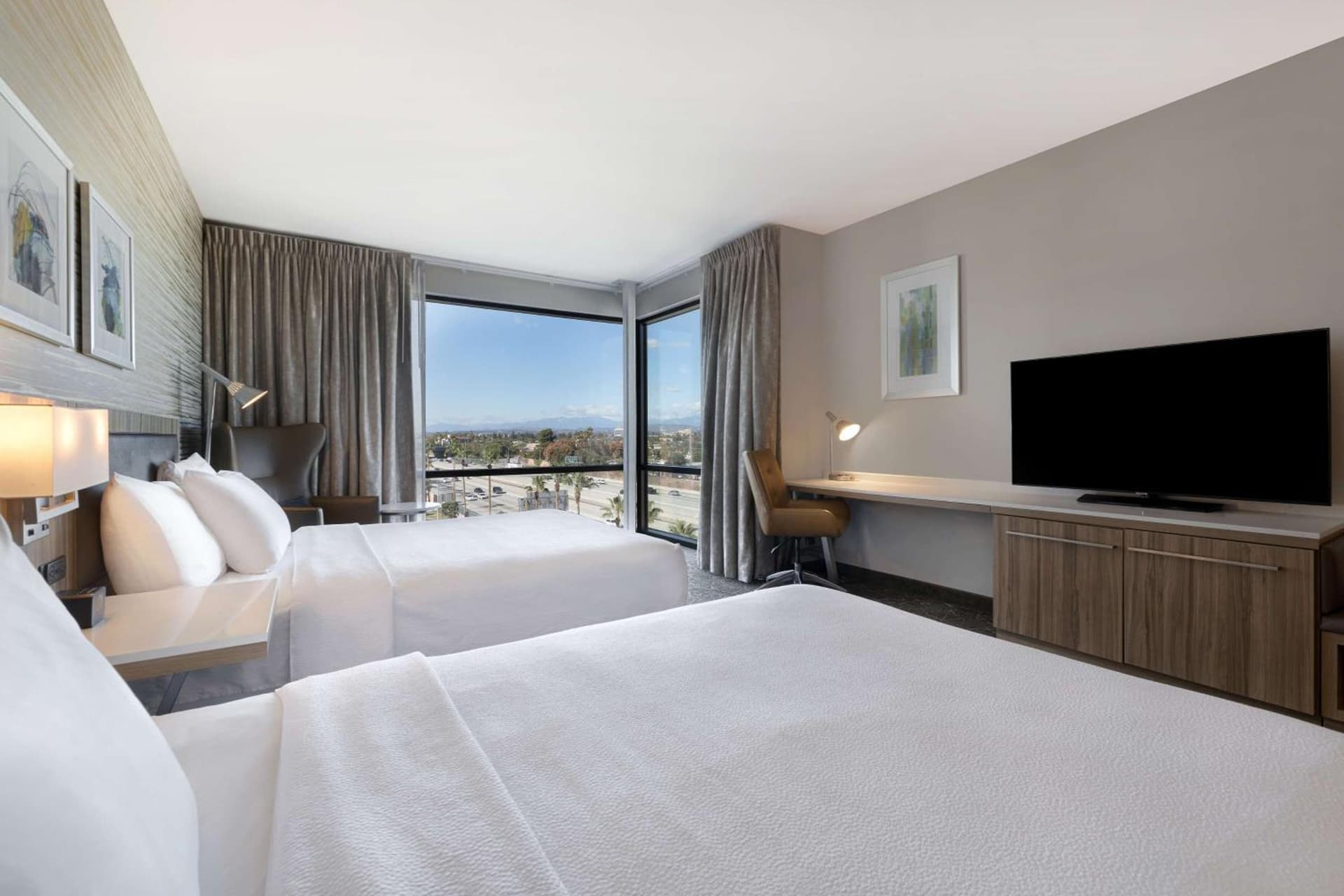 Hilton Garden Inn Anaheim Resort gallery photo in Anaheim, CA — image 26