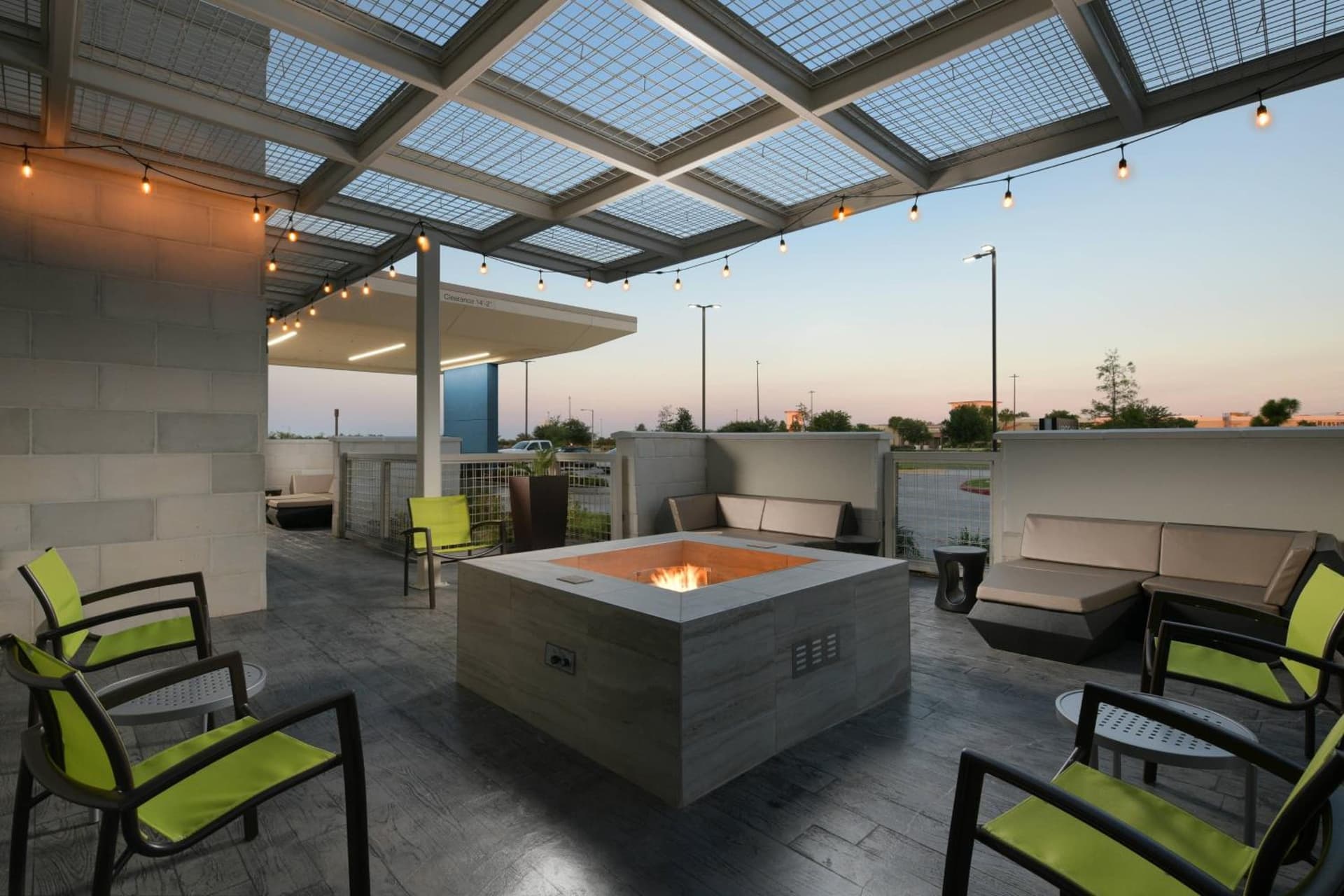 SpringHill Suites by Marriott Texas City gallery photo in Texas City, TX — image 8