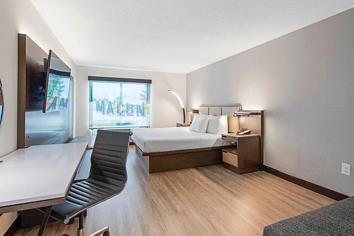 Wingate by Wyndham Macon I-75 gallery photo in Macon, GA — image 40