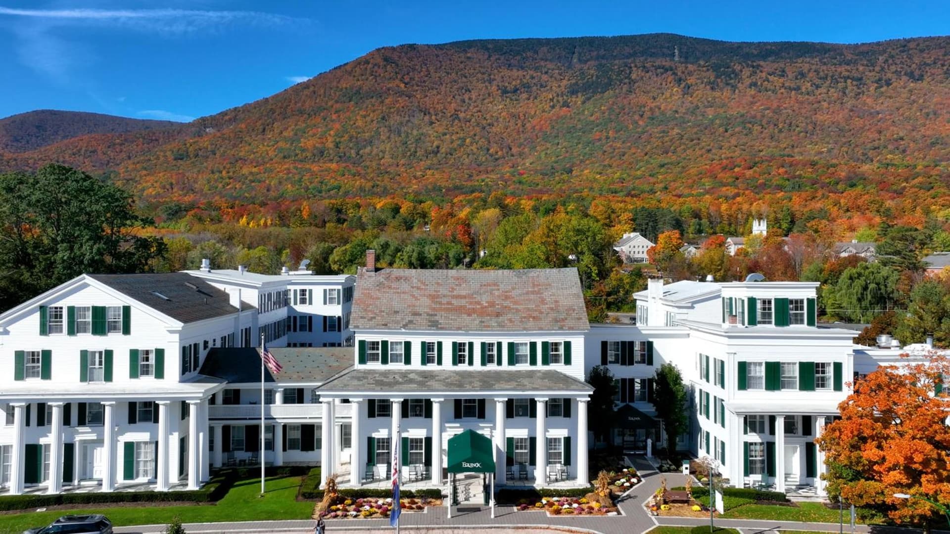 Equinox Resort Residences featured exterior or lobby in Manchester — similar hotel