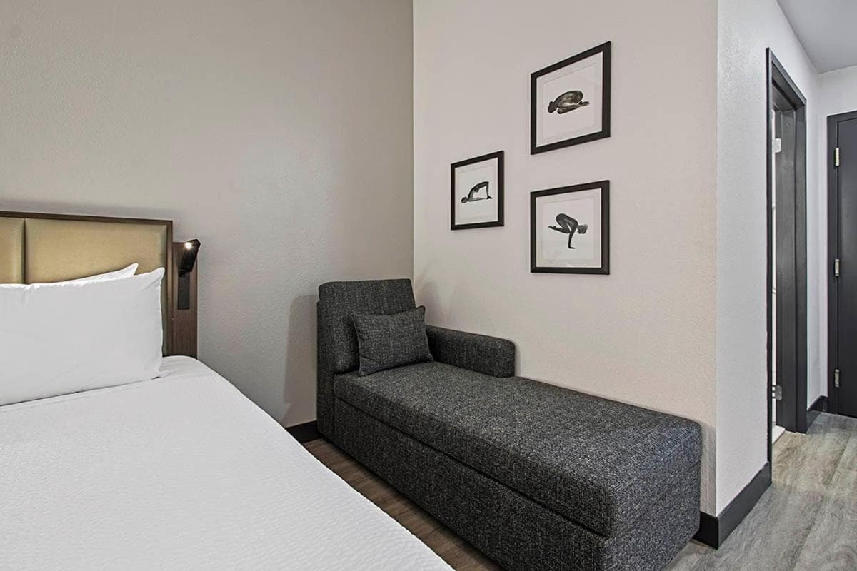 Wingate by Wyndham Macon I-75 gallery photo in Macon, GA — image 5