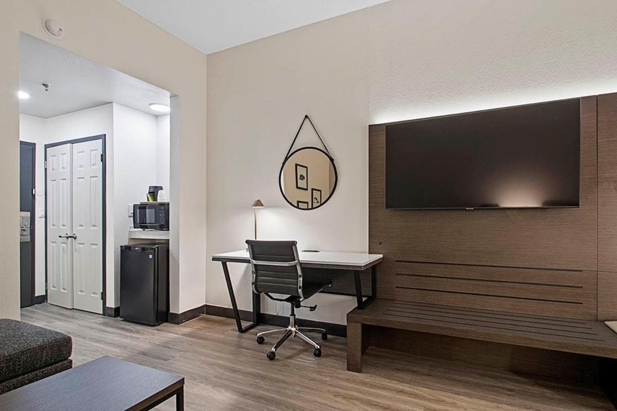 Wingate by Wyndham Macon I-75 gallery photo in Macon, GA — image 36